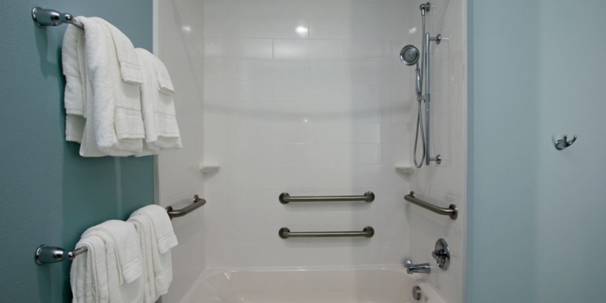 Holiday Inn Express & Suites Lake Charles South Casino Area