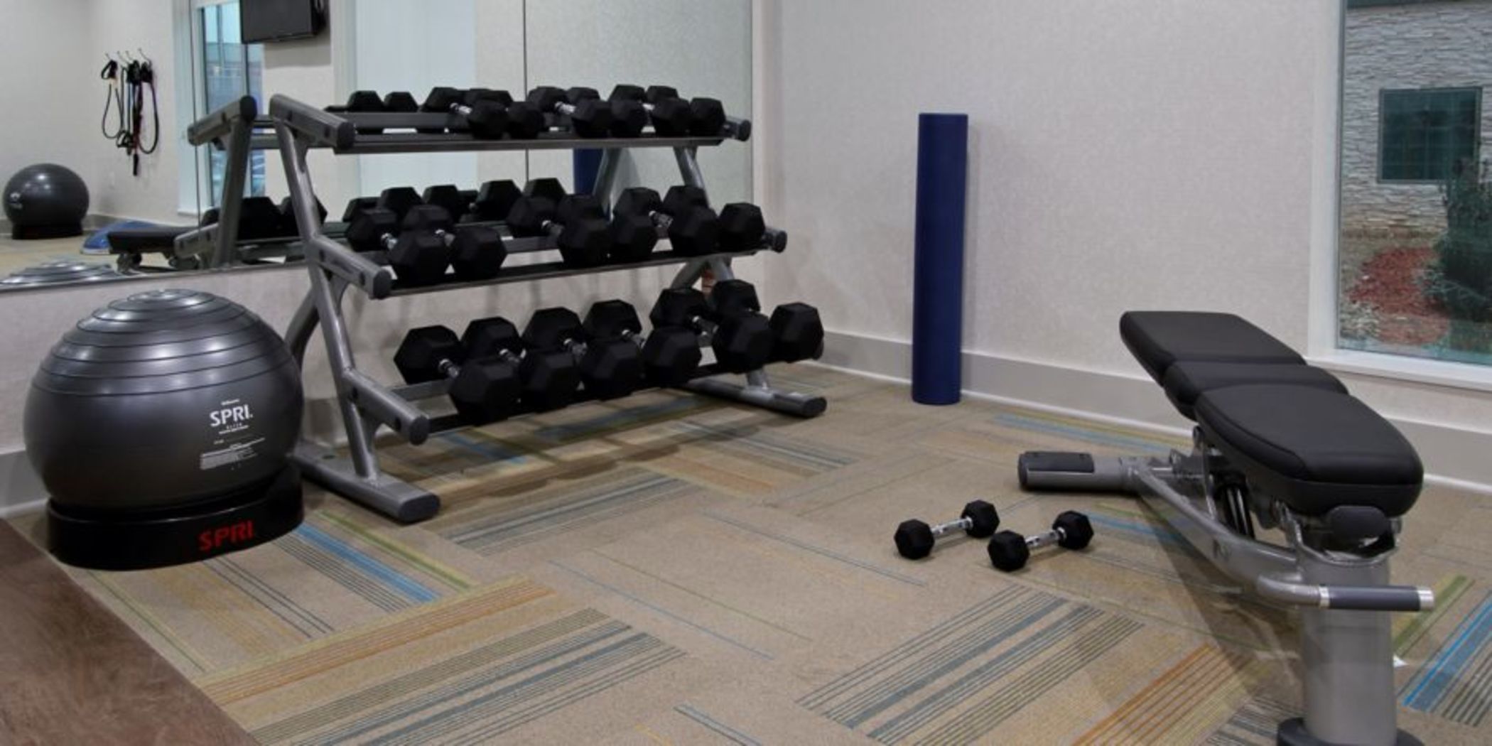 Holiday Inn Express & Suites Lake Charles South Casino Area