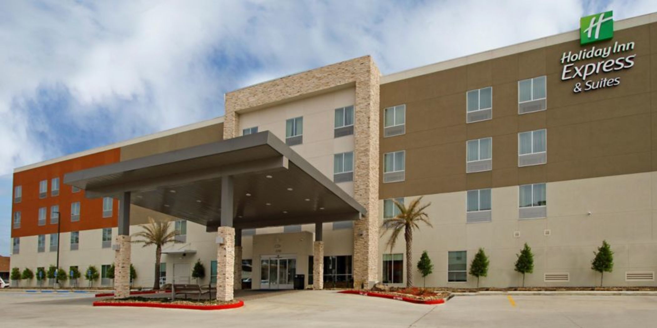 Holiday Inn Express & Suites Lake Charles South Casino Area