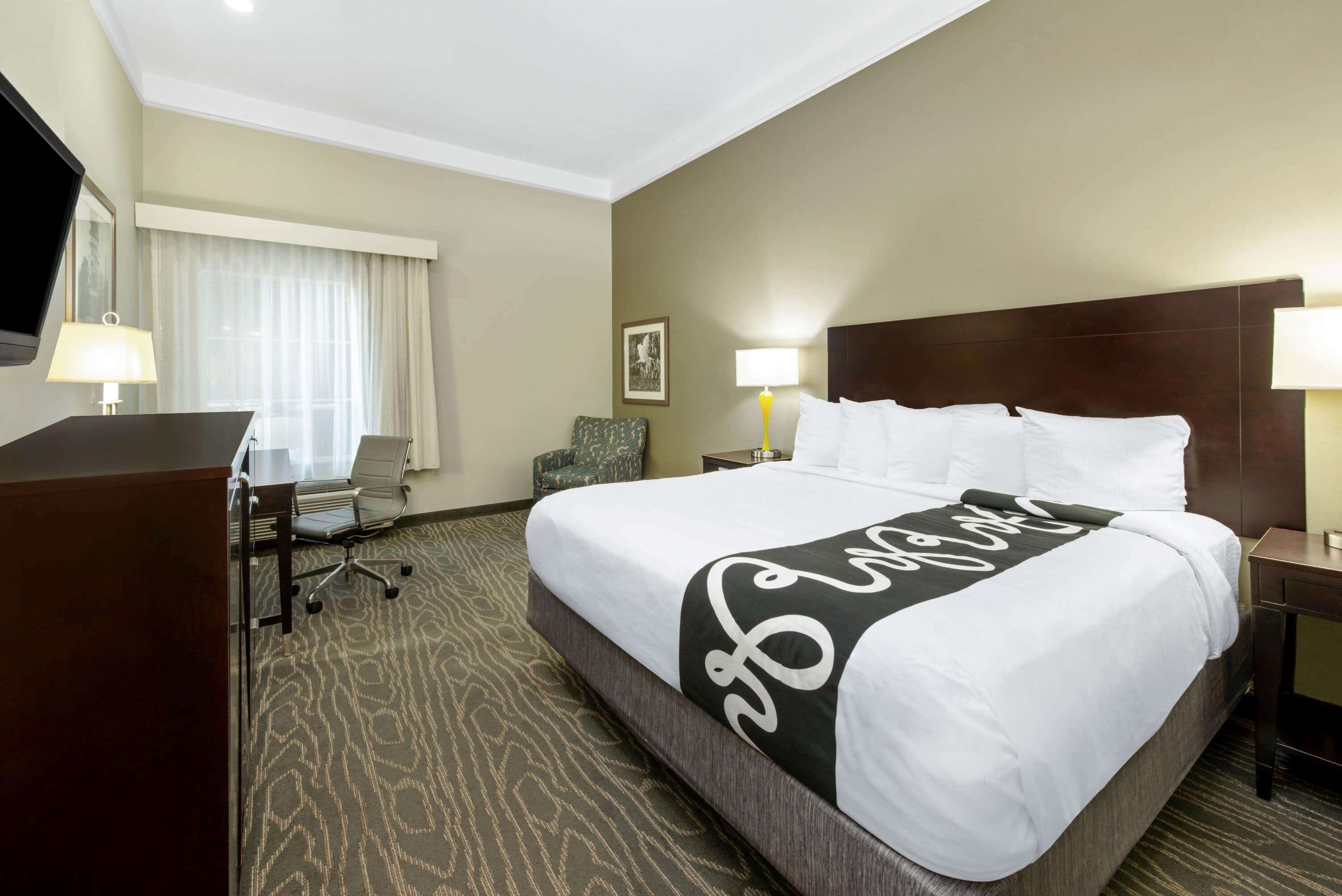 La Quinta Inn & Suites by Wyndham Lake Charles Casino Area
