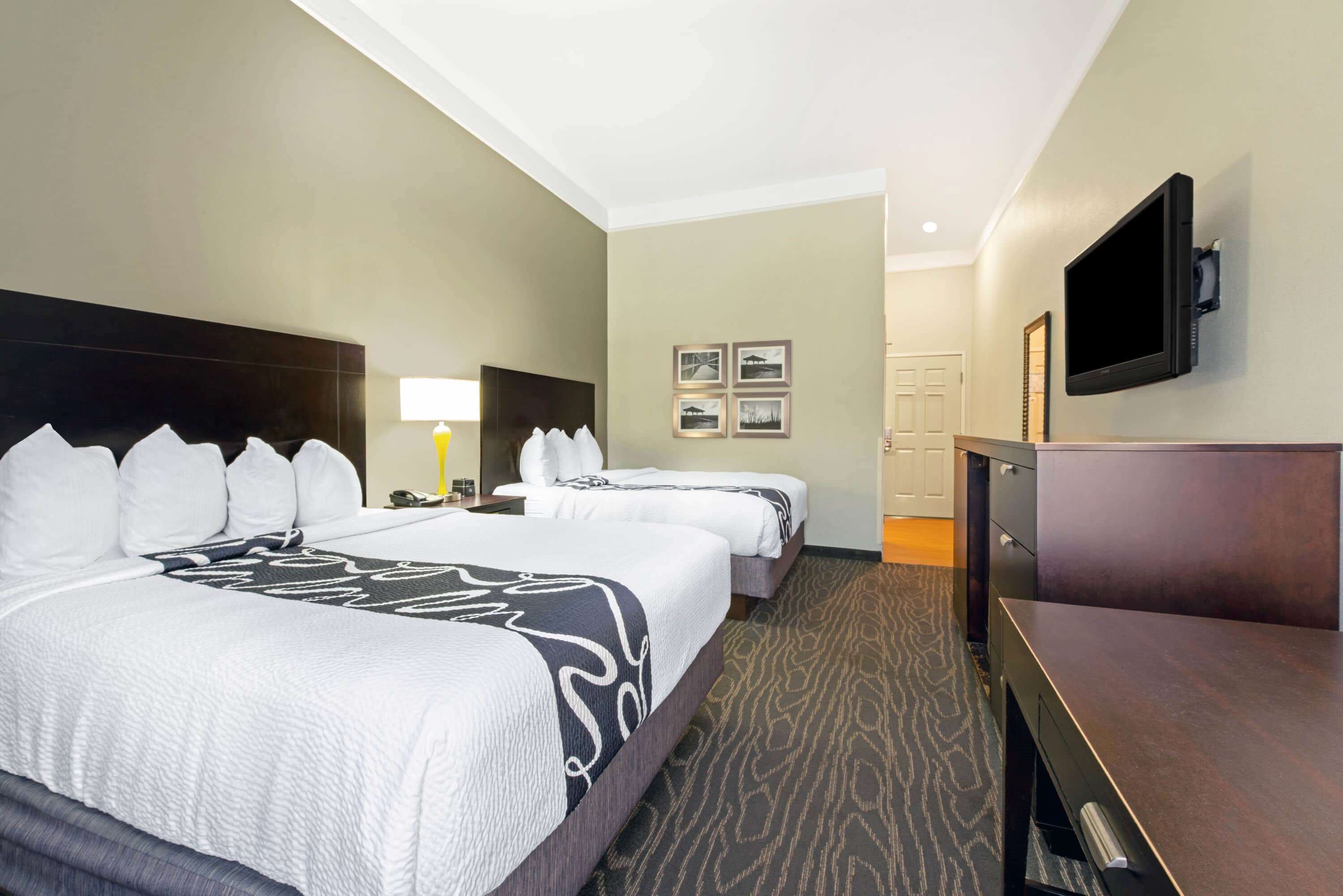 La Quinta Inn & Suites by Wyndham Lake Charles Casino Area