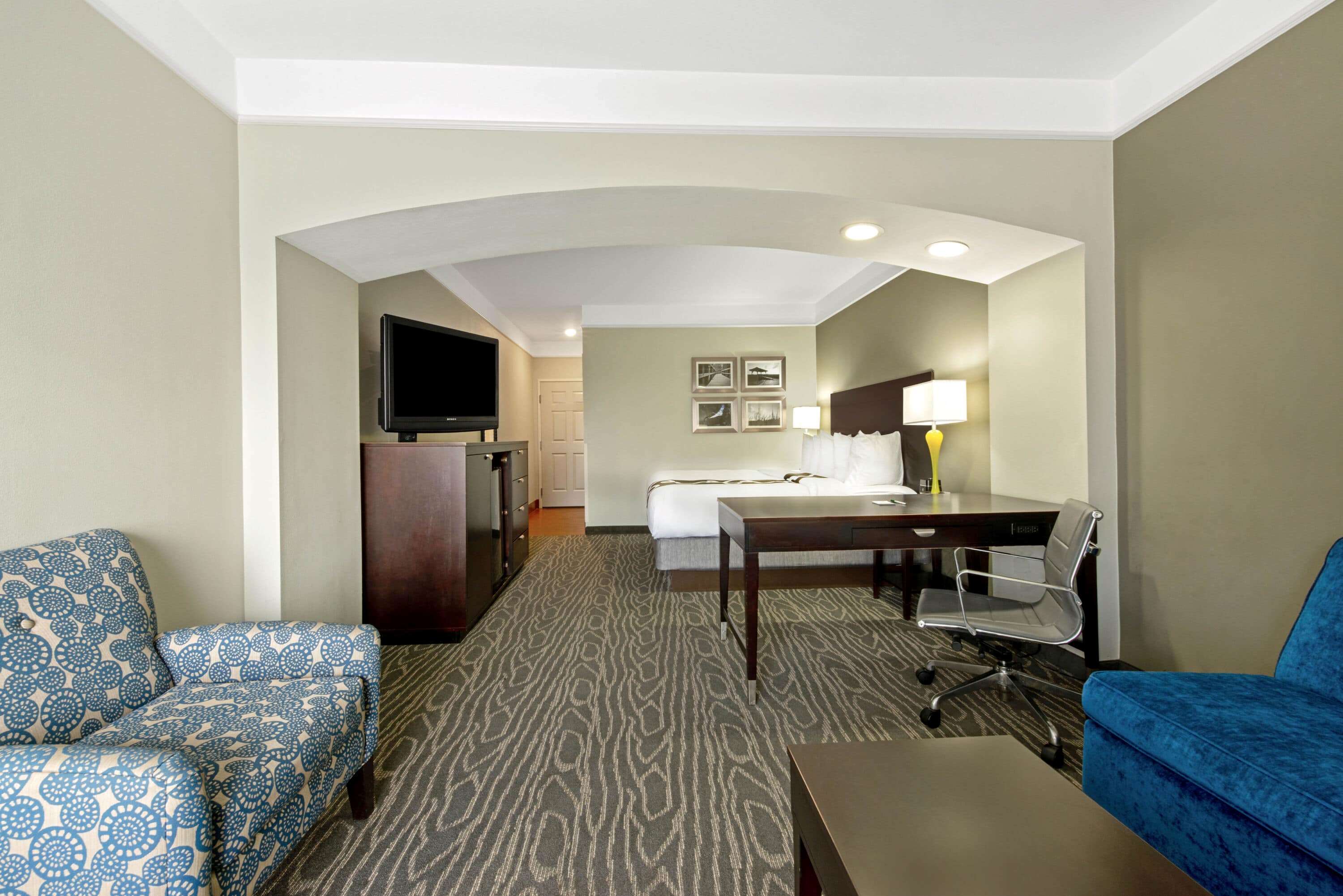 La Quinta Inn & Suites by Wyndham Lake Charles Casino Area