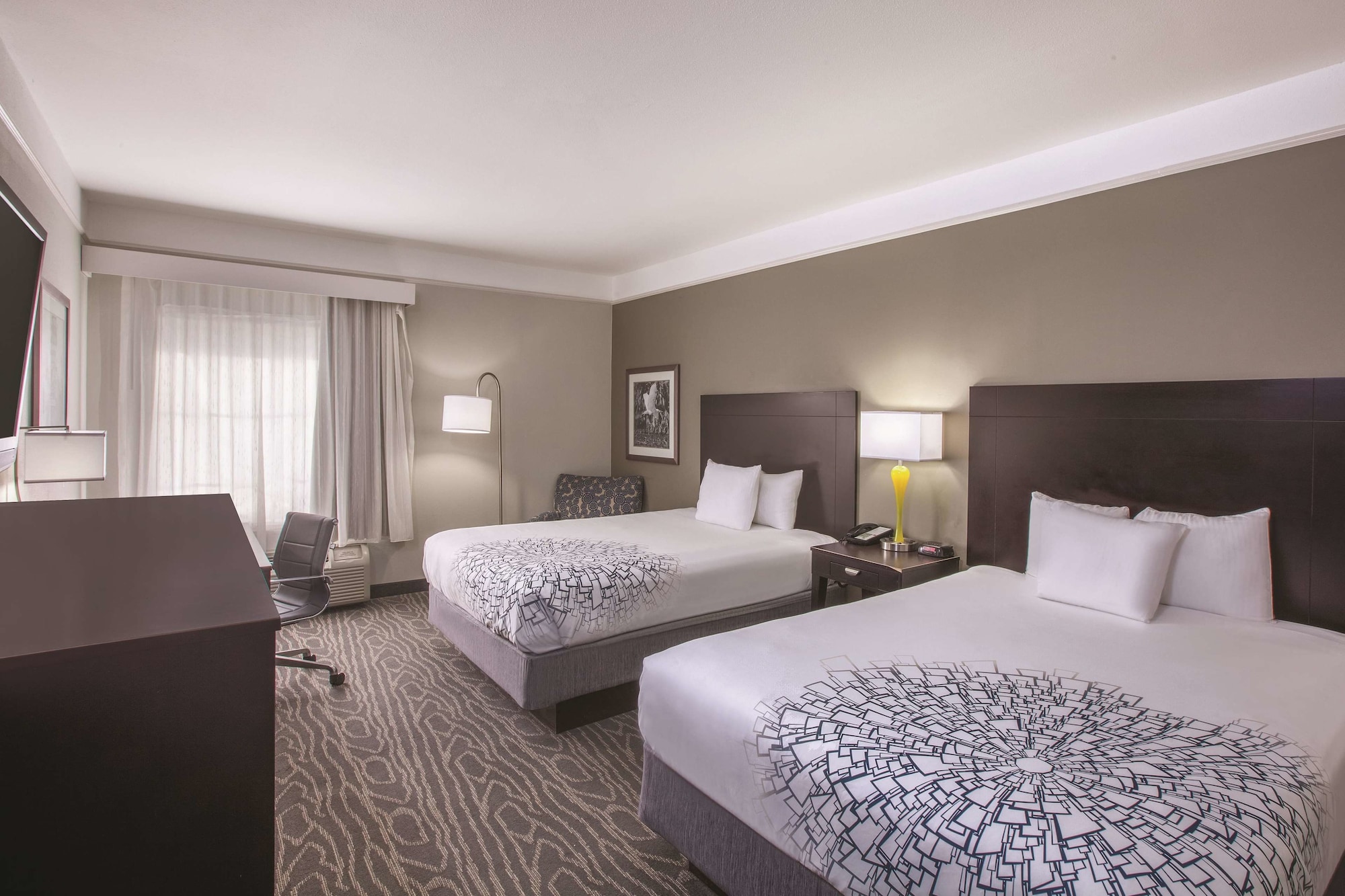 La Quinta Inn & Suites by Wyndham Lake Charles Casino Area