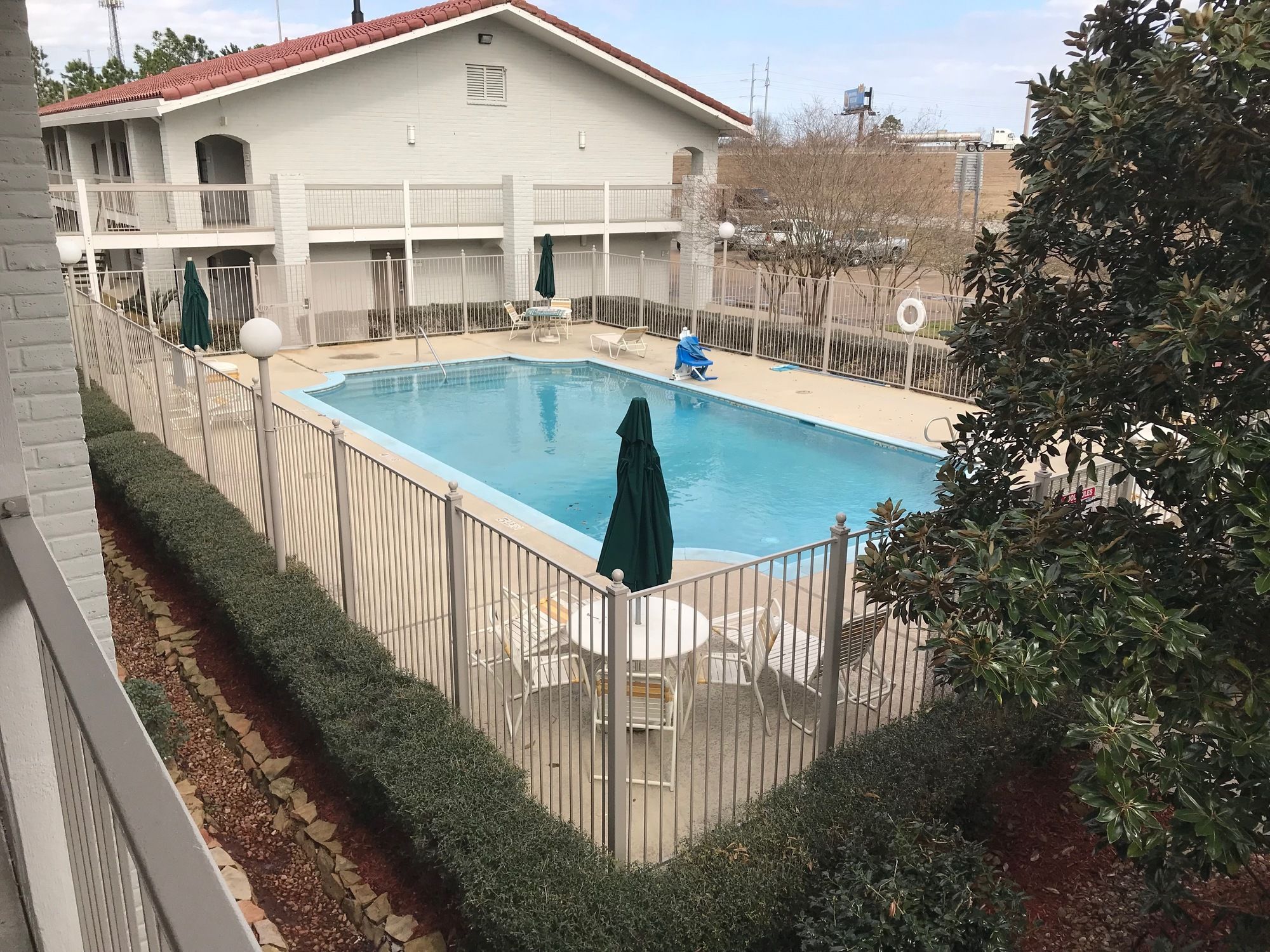 Days Inn by Wyndham Sulphur West
