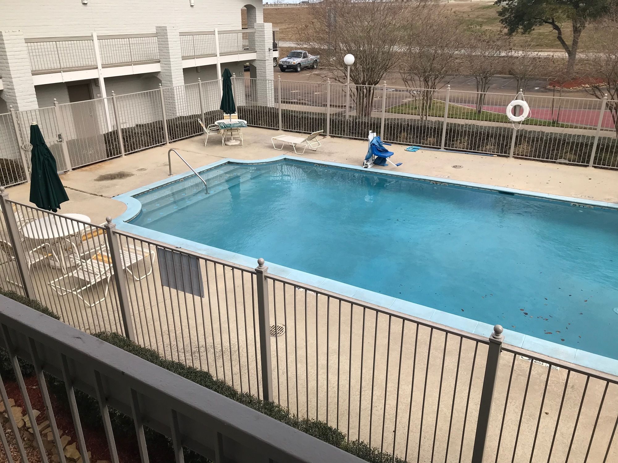 Days Inn by Wyndham Sulphur West