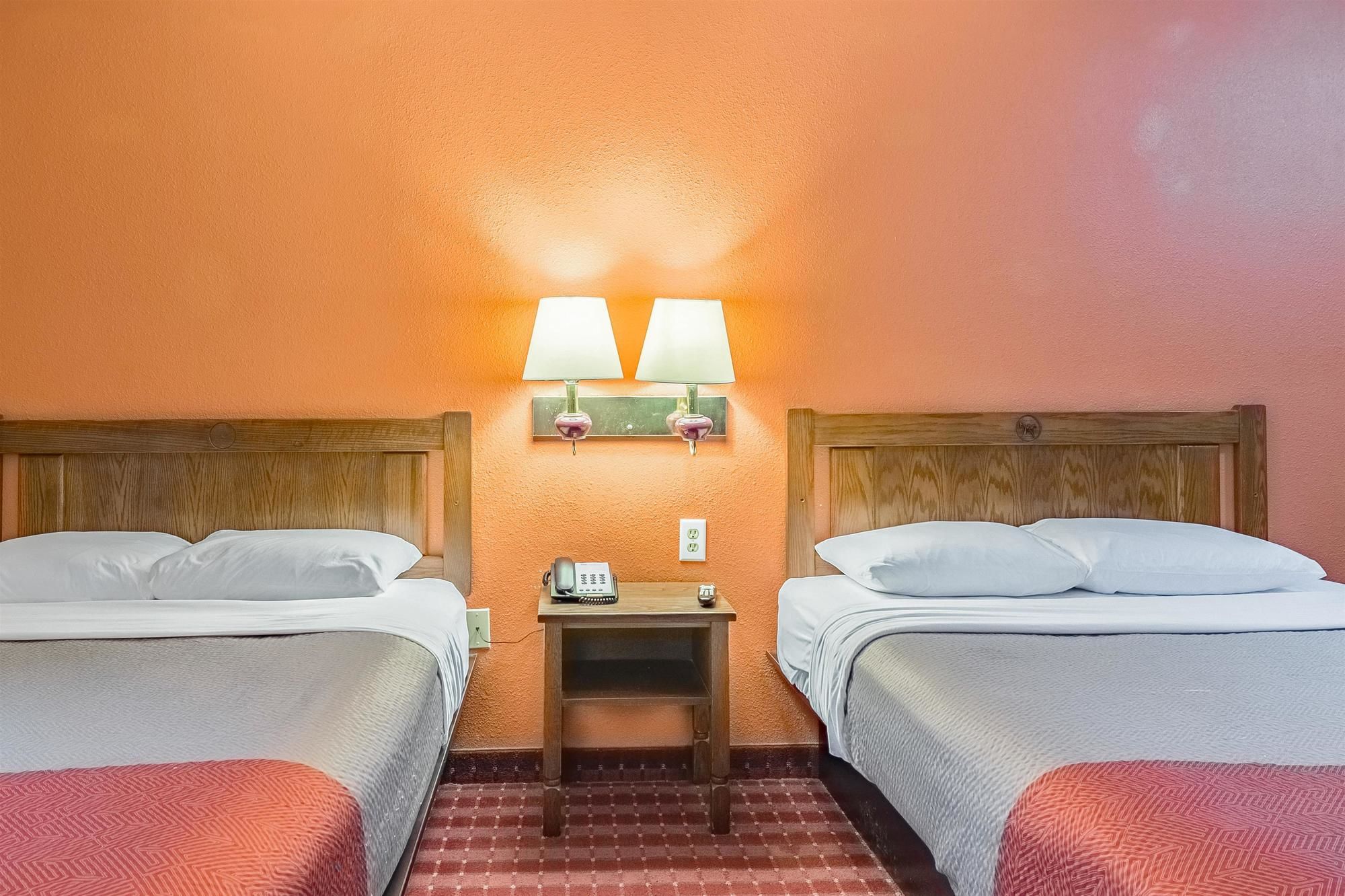 Lake Charles Inn