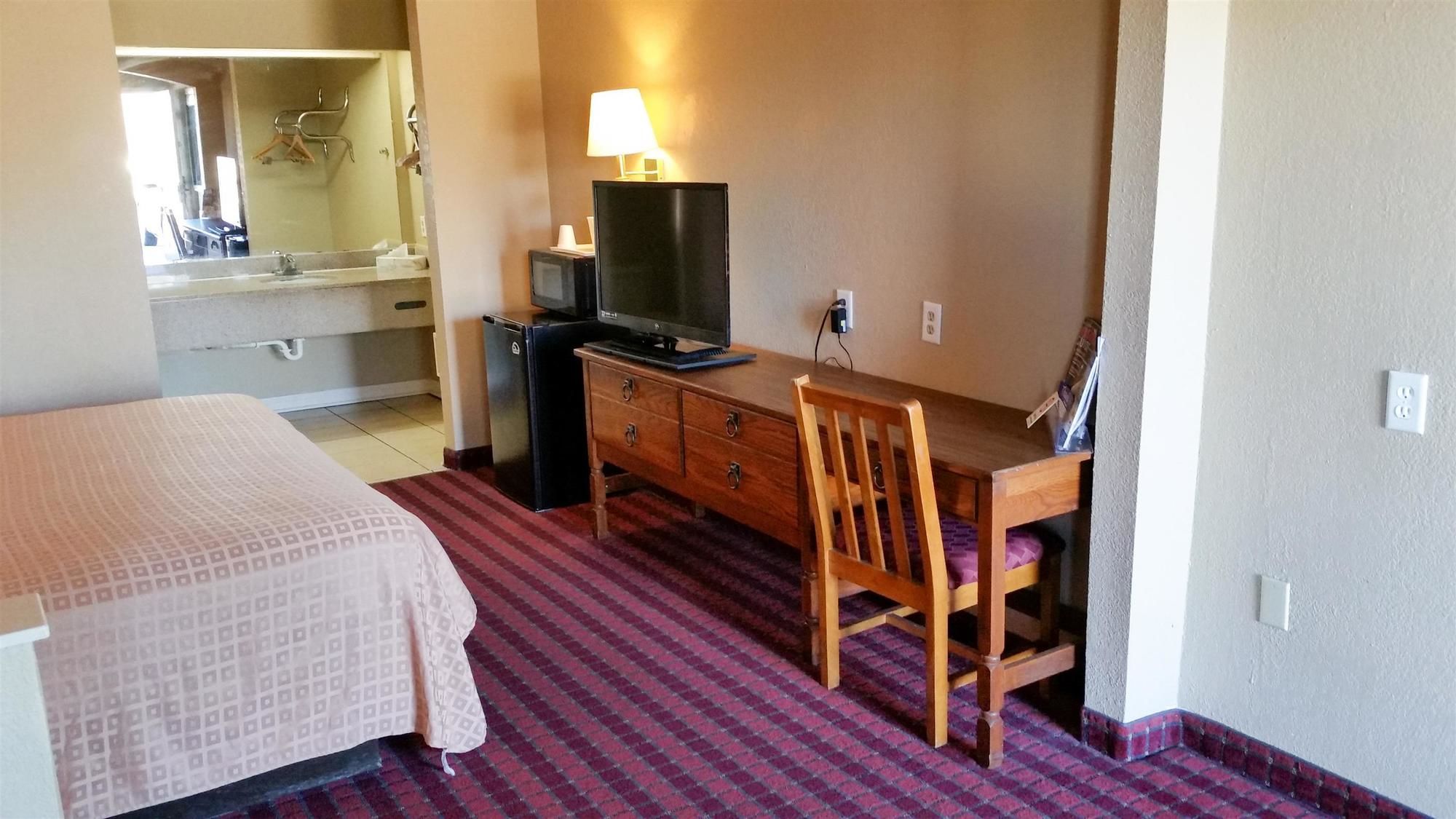 Lake Charles Inn