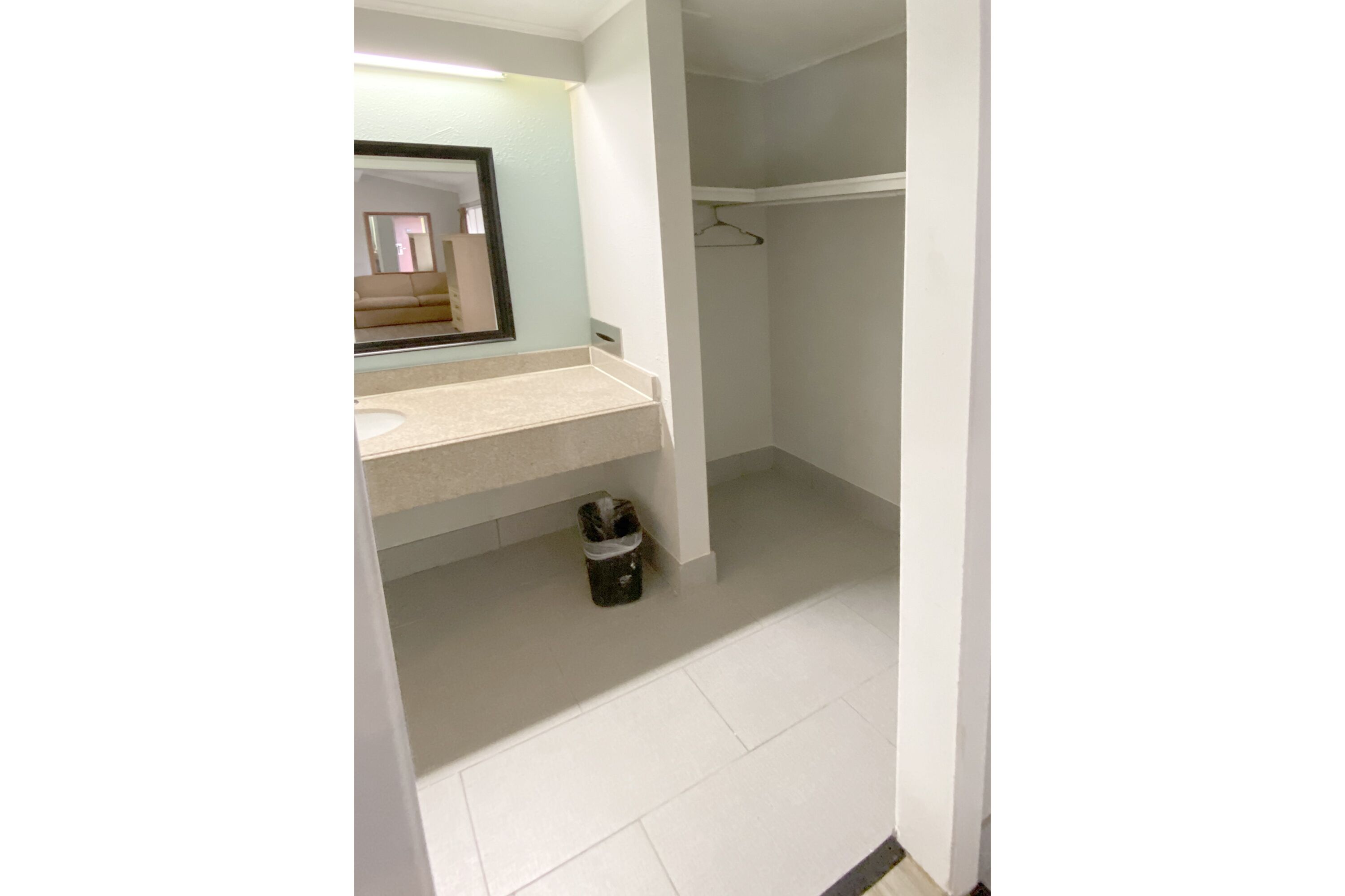 OYO Hotel Lake Charles La I-10