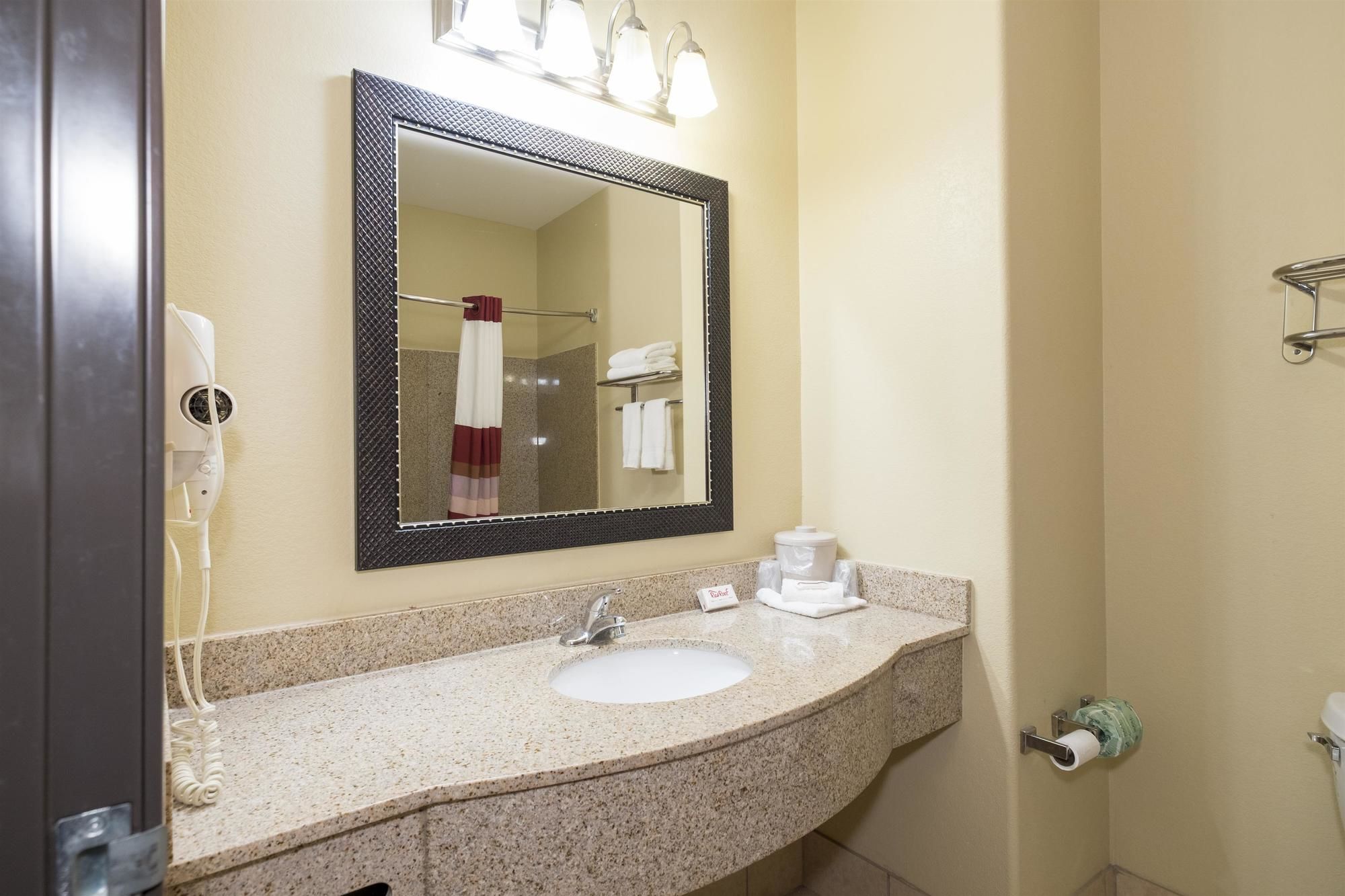 Red Roof Inn Lake Charles