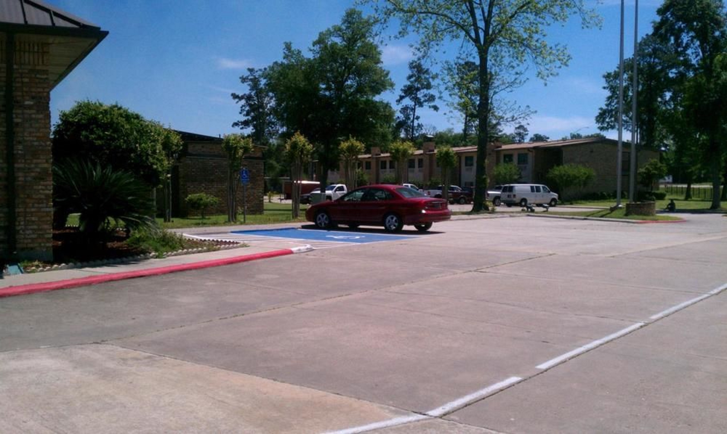 Richmond Suites Hotel