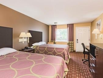 Super 8 by Wyndham Lake Charles Northeast
