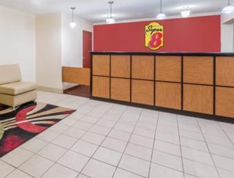 Super 8 by Wyndham Lake Charles Northeast