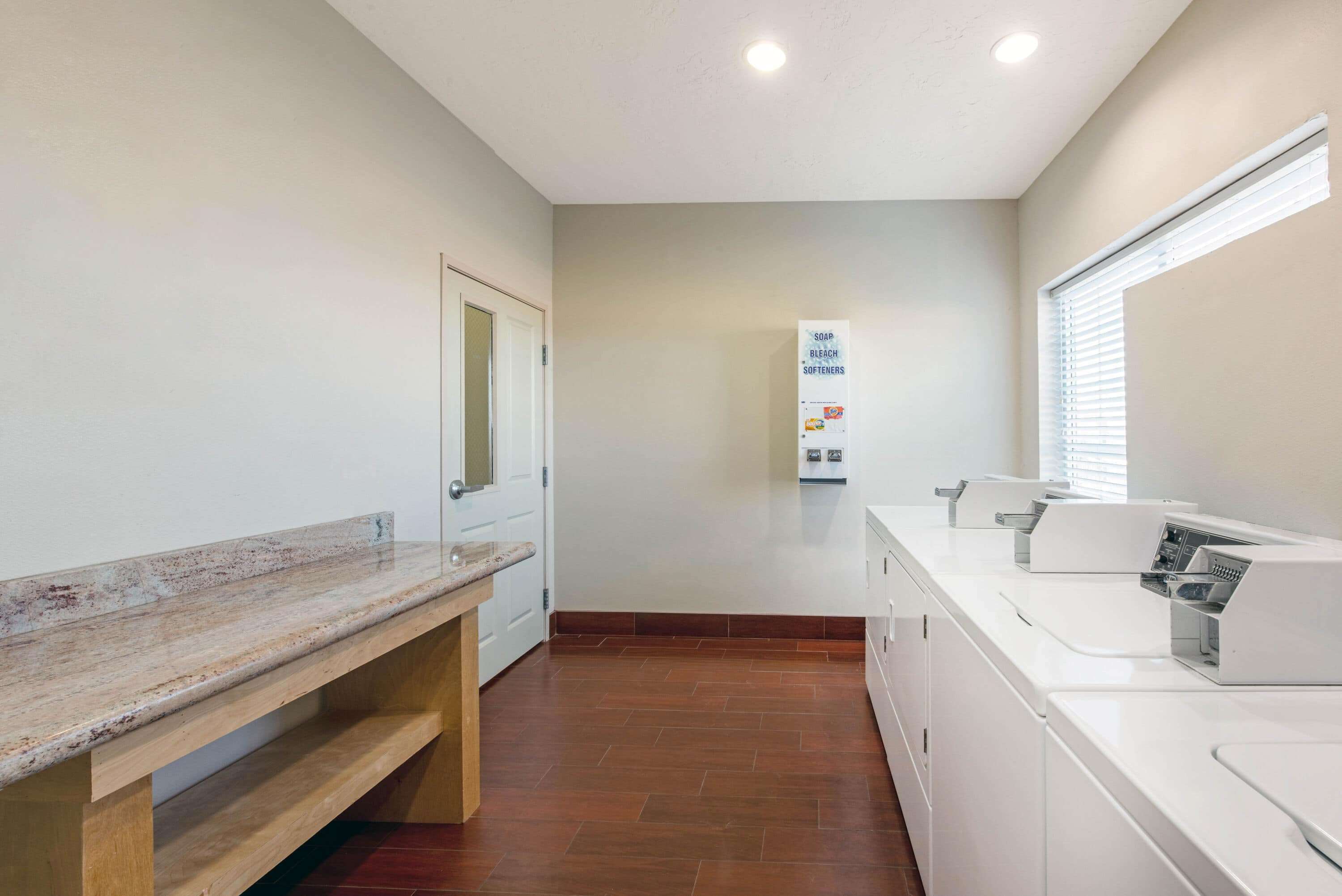 La Quinta Inn & Suites by Wyndham Leesville Ft. Polk