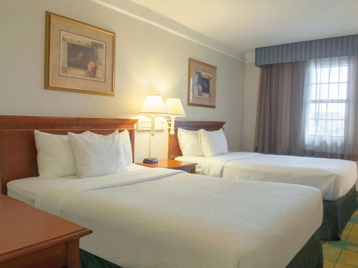 La Quinta Inn by Wyndham New Orleans Veterans / Metairie