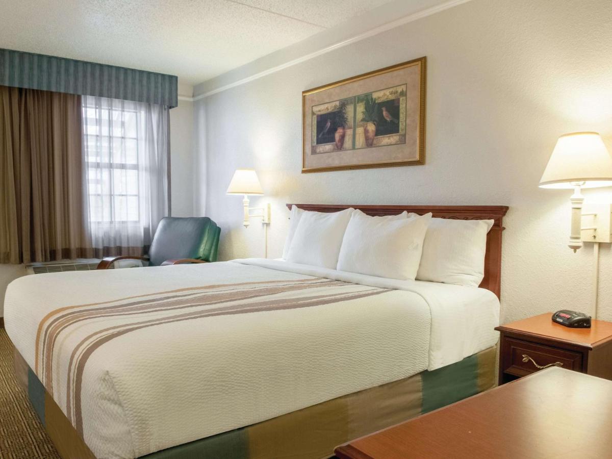 La Quinta Inn by Wyndham New Orleans Veterans / Metairie