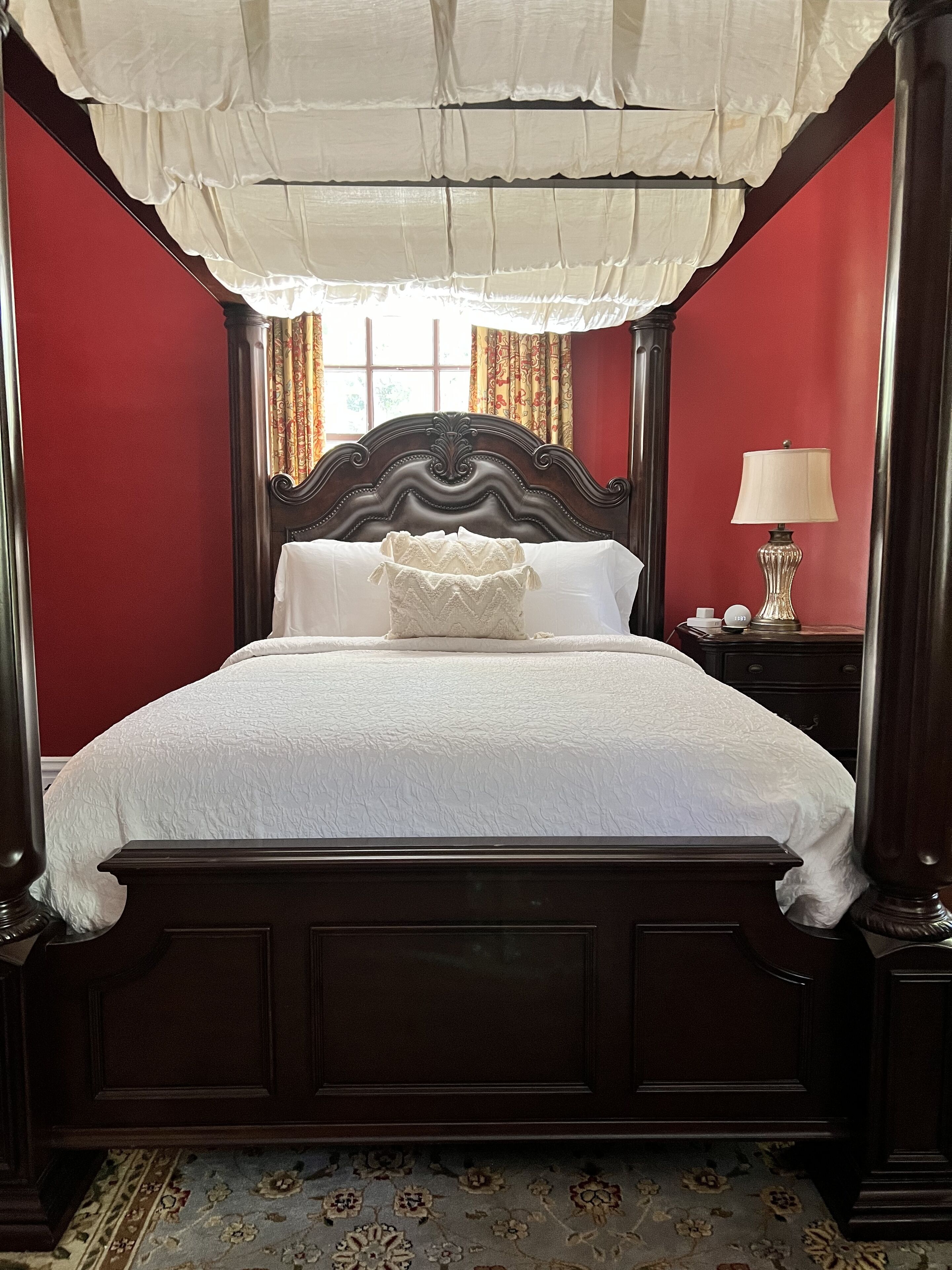 Huffman Manor Inn