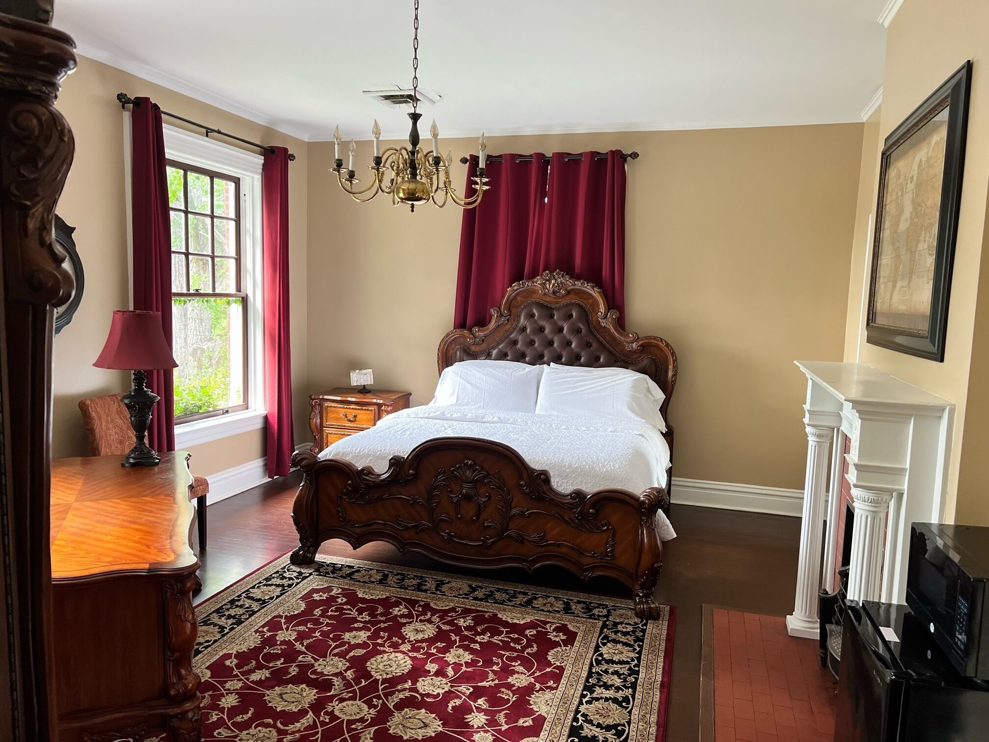 Huffman Manor Inn