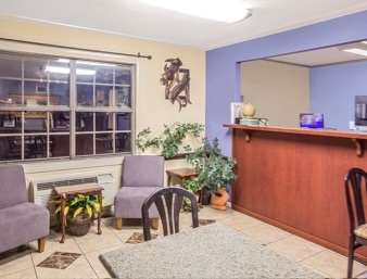 Days Inn by Wyndham Monroe
