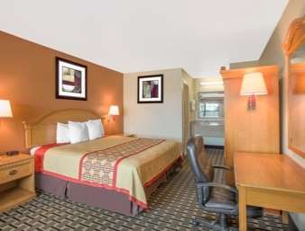 Days Inn by Wyndham Monroe
