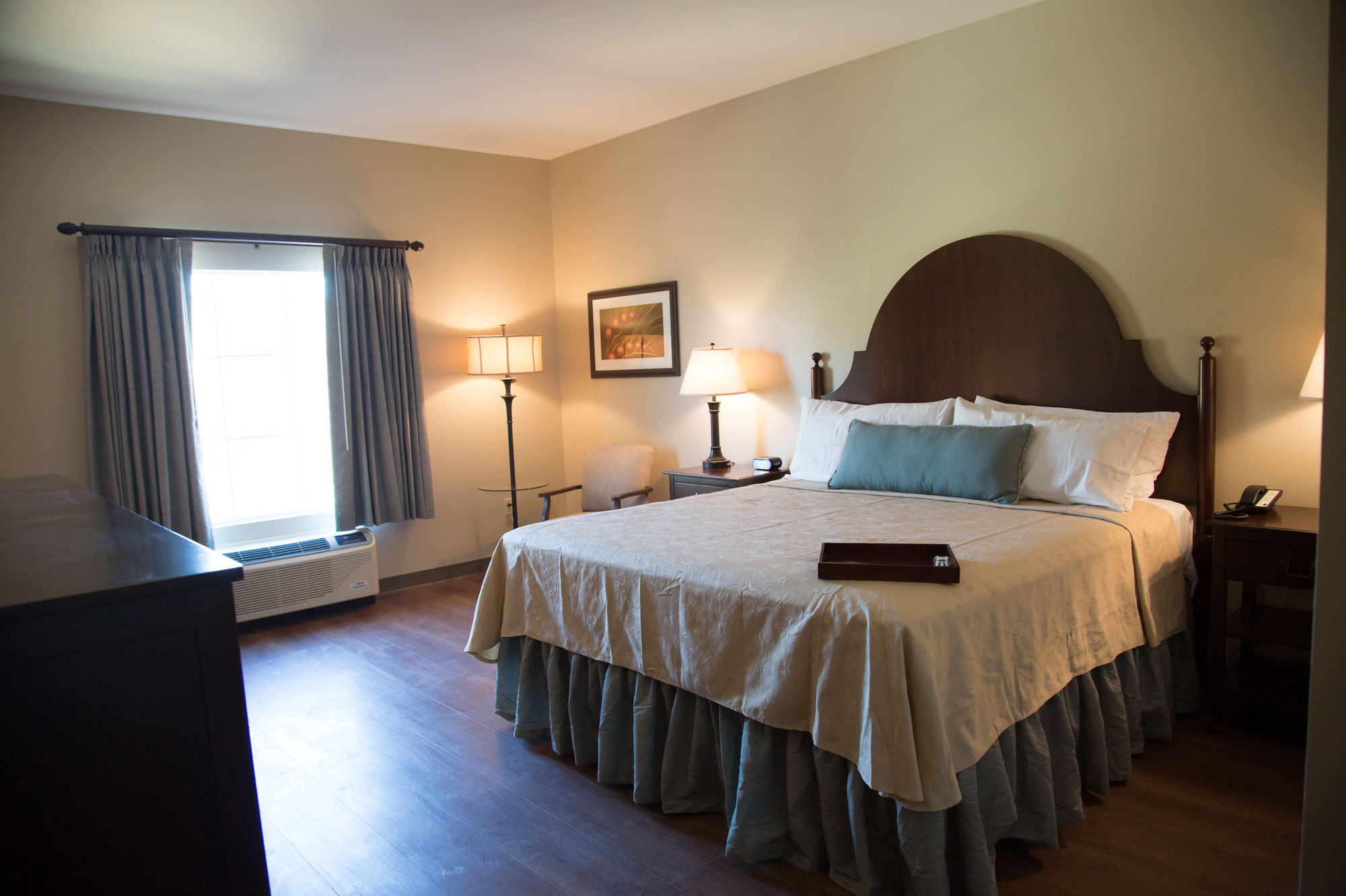 Chateau Saint Denis Hotel