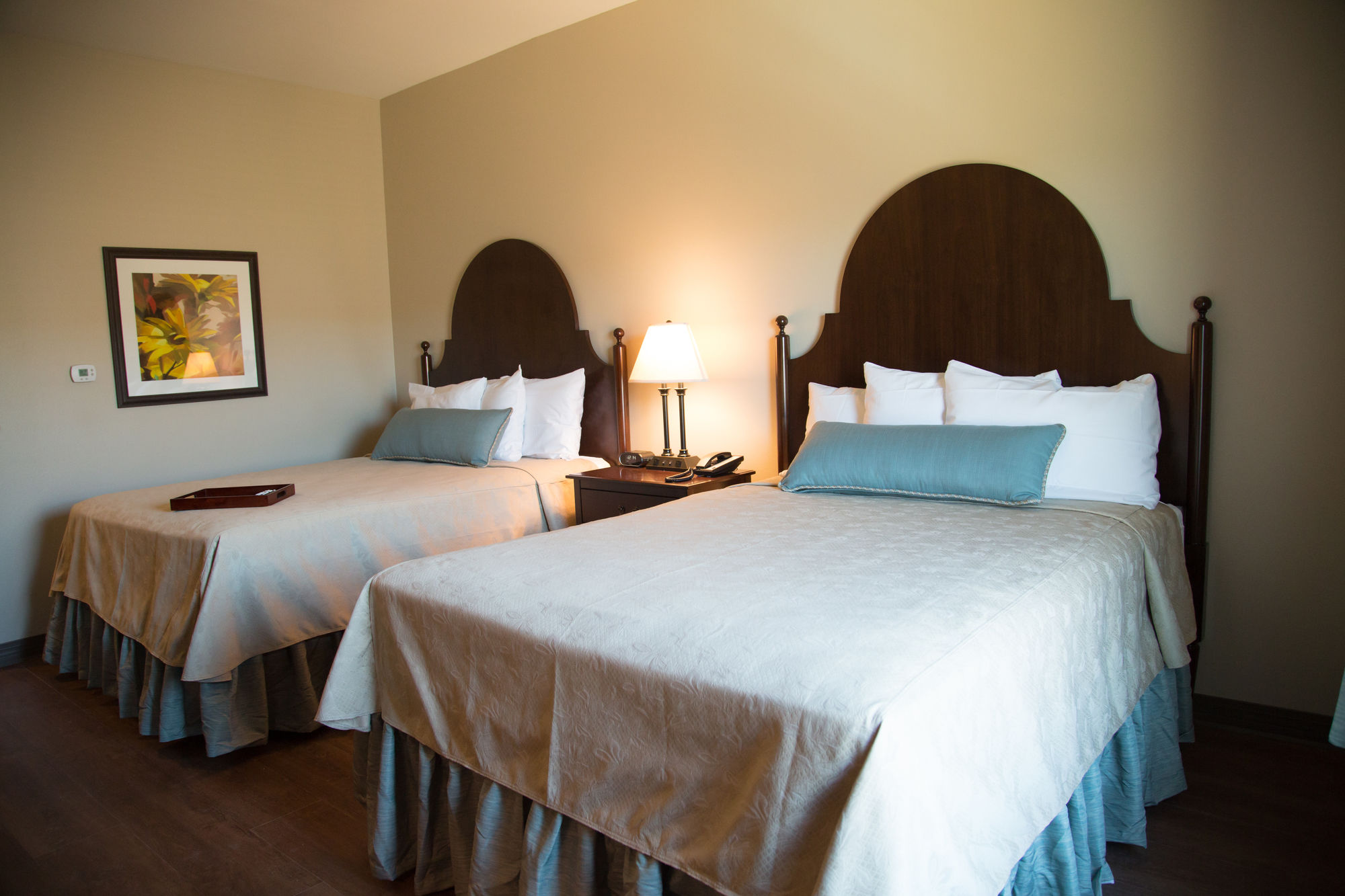 Chateau Saint Denis Hotel
