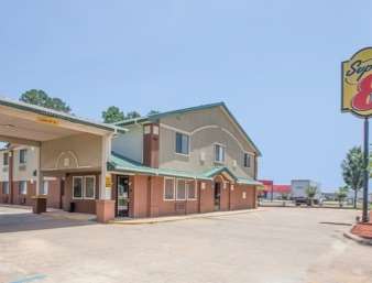 Super 8 by Wyndham Natchitoches
