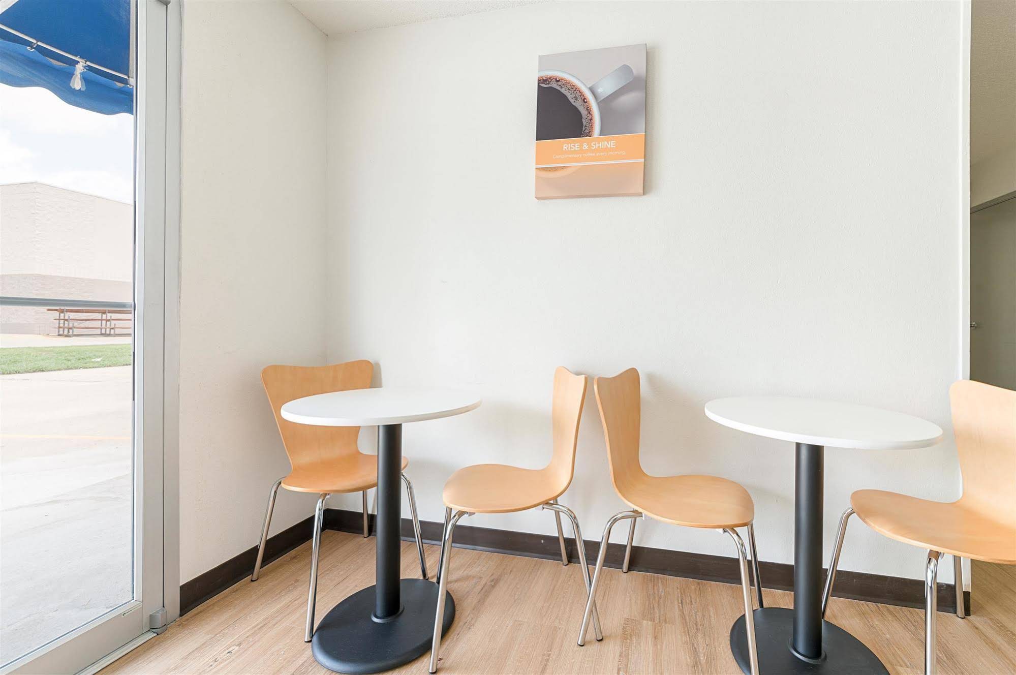 Motel 6 New Iberia LA