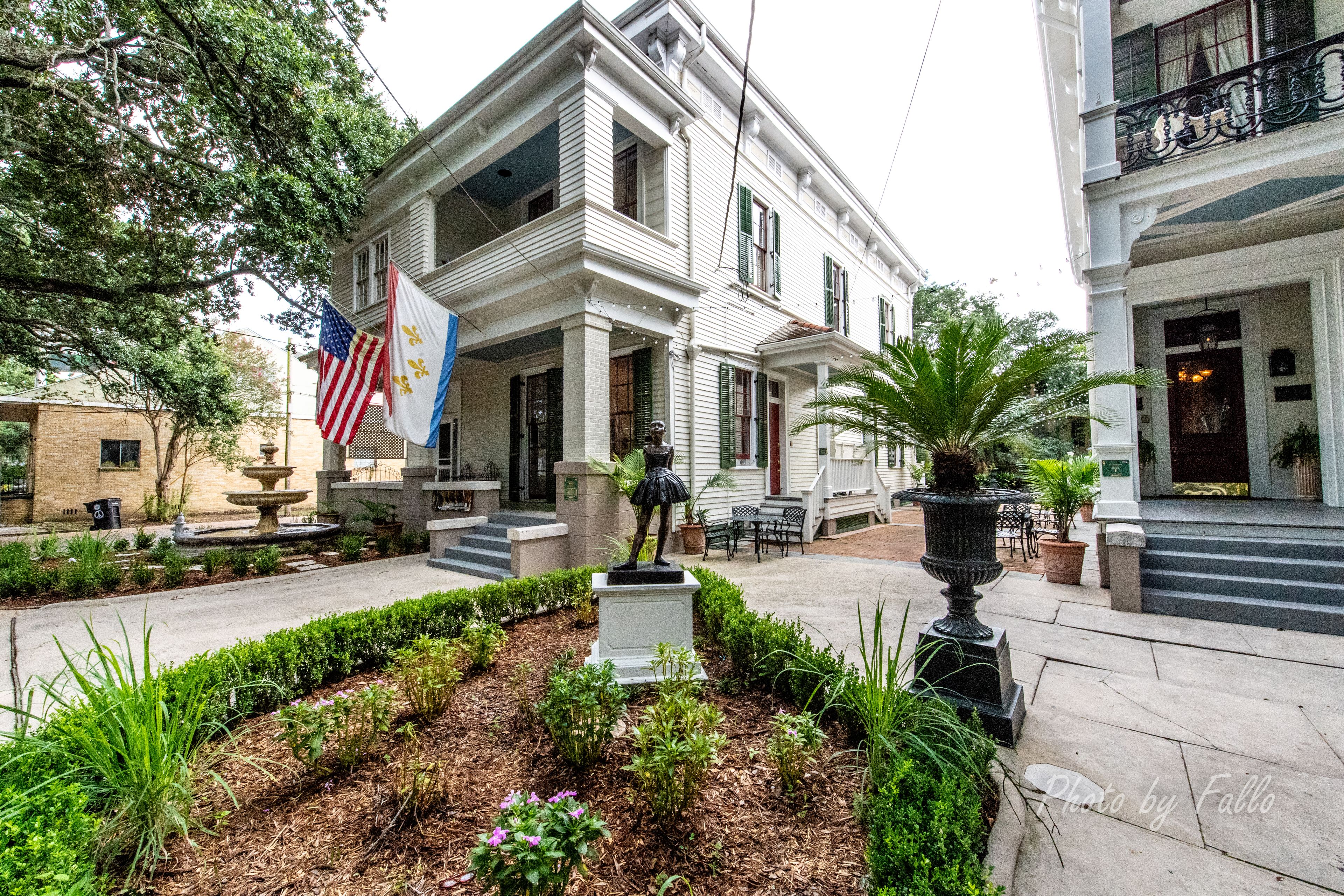 Degas House