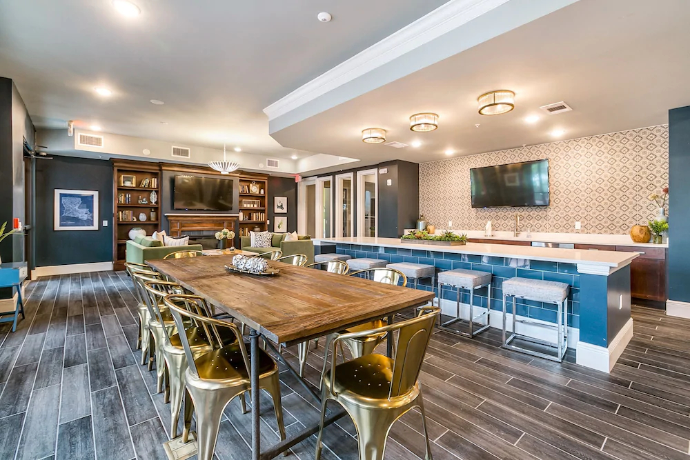 Pelicanstay At Nola Mid City