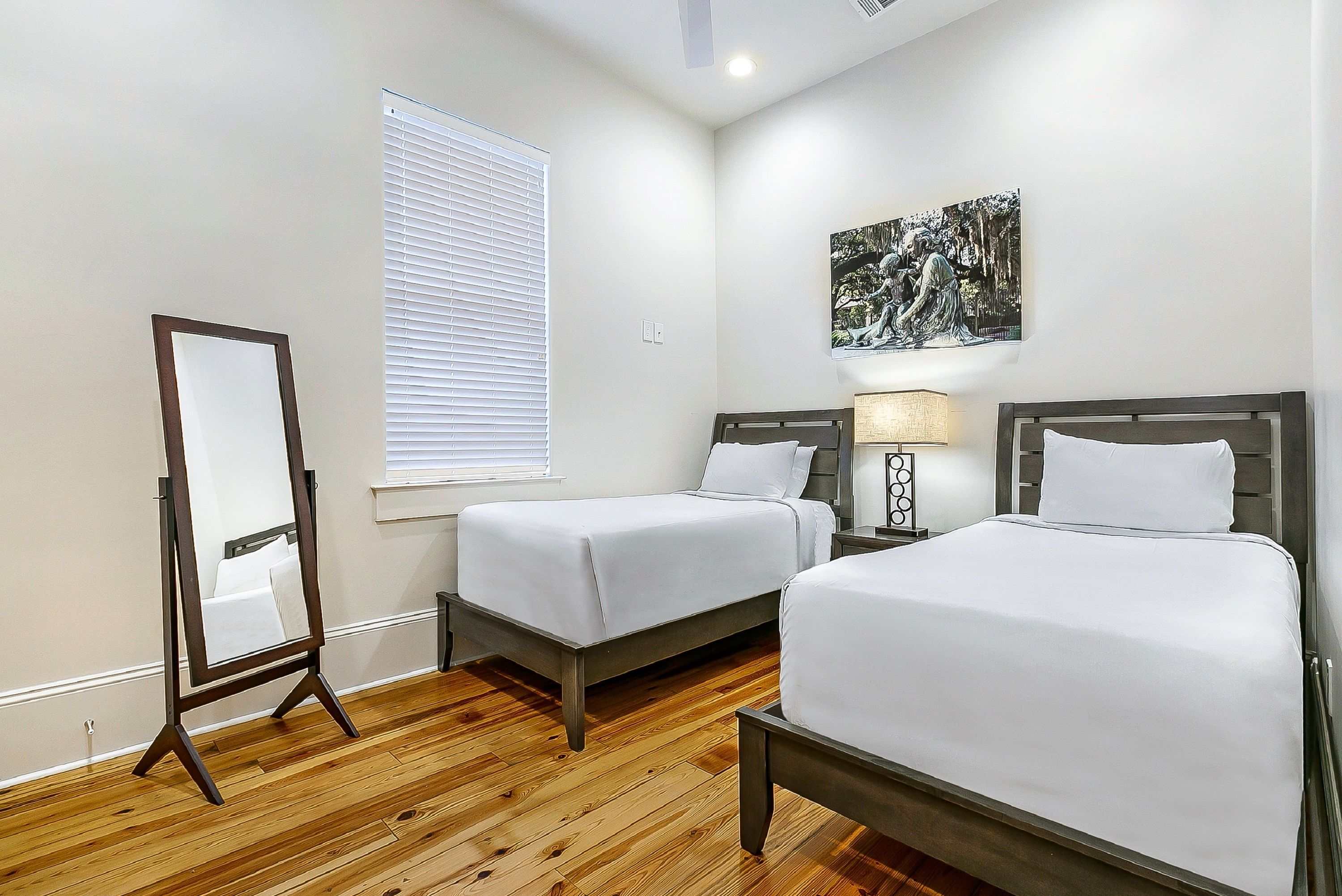Residences du Carondelet by Hosteeva