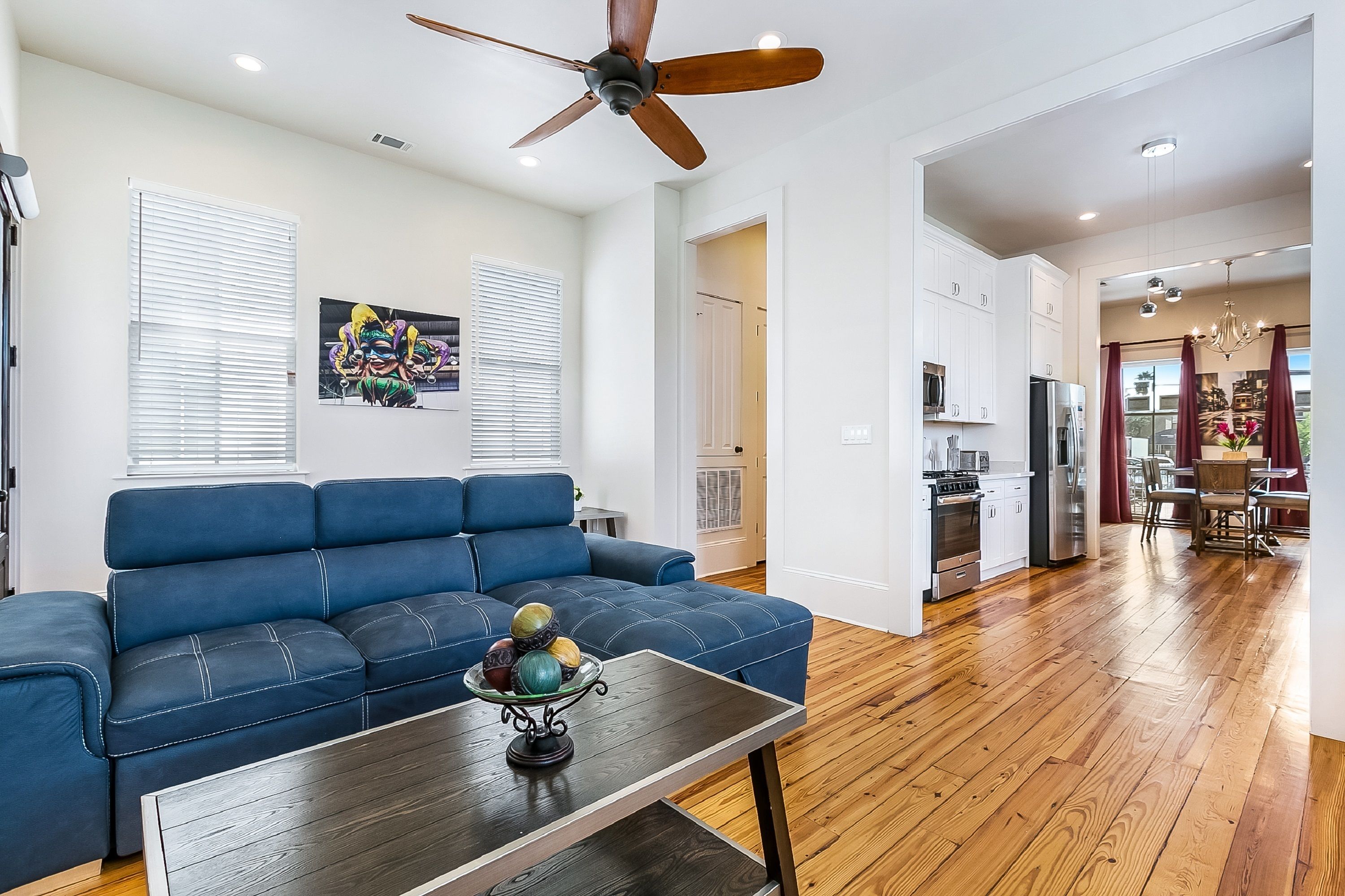 Residences du Carondelet by Hosteeva