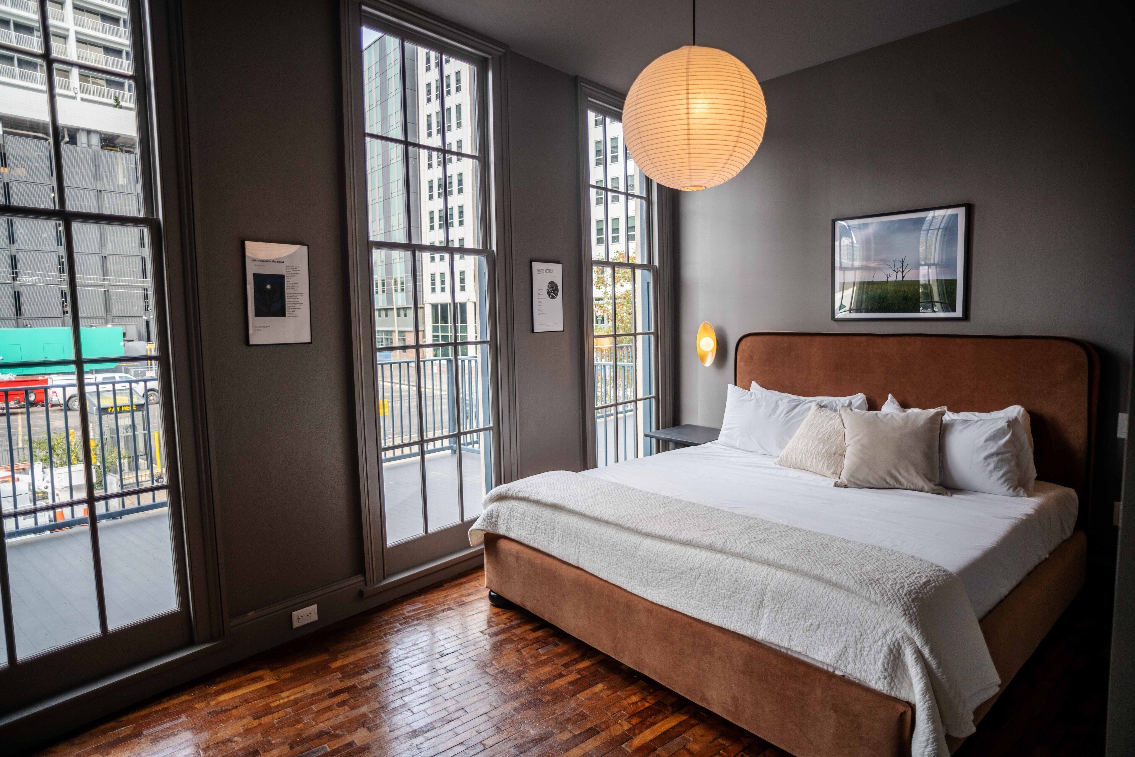 The Mary Beth Hotel & Gallery