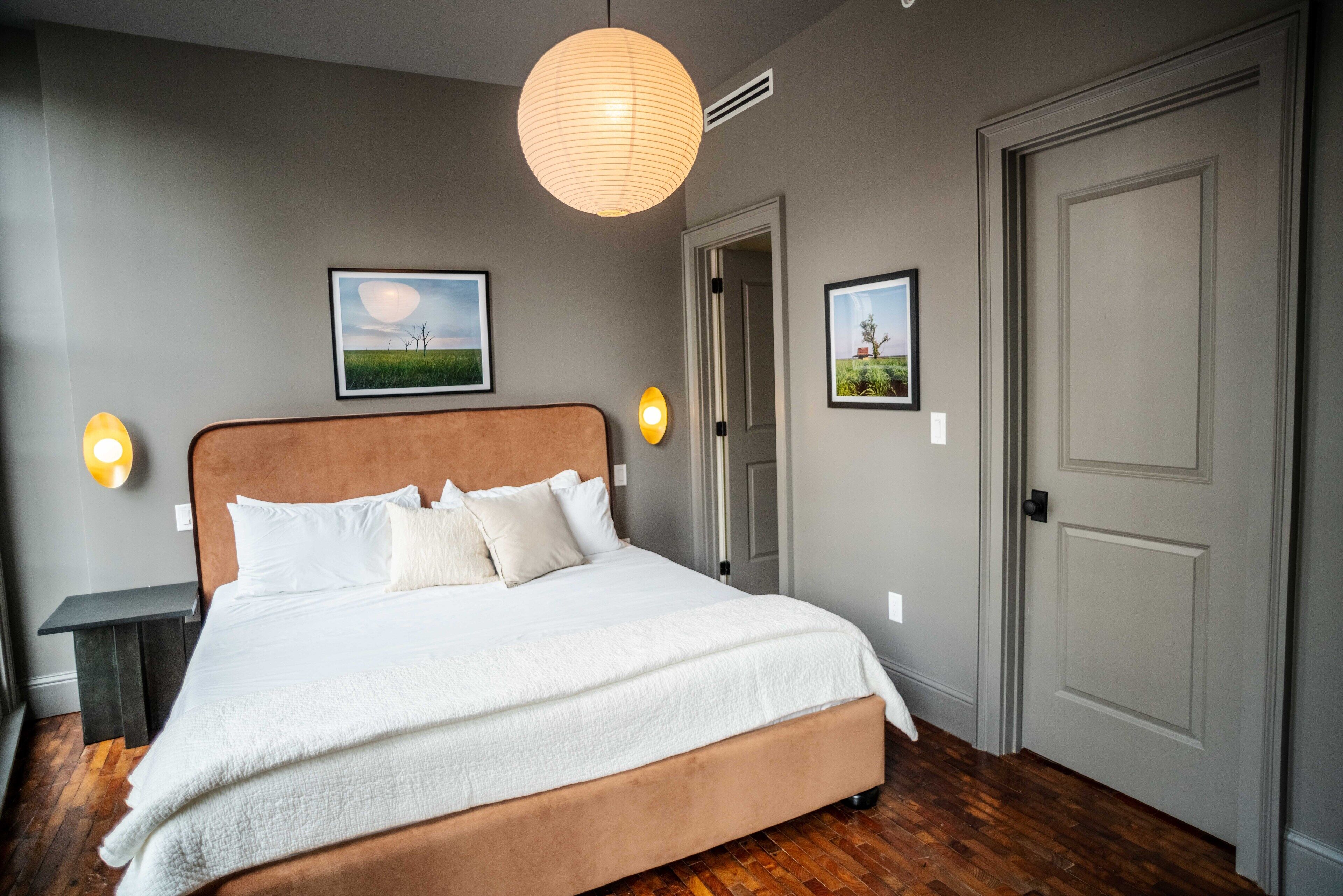 The Mary Beth Hotel & Gallery