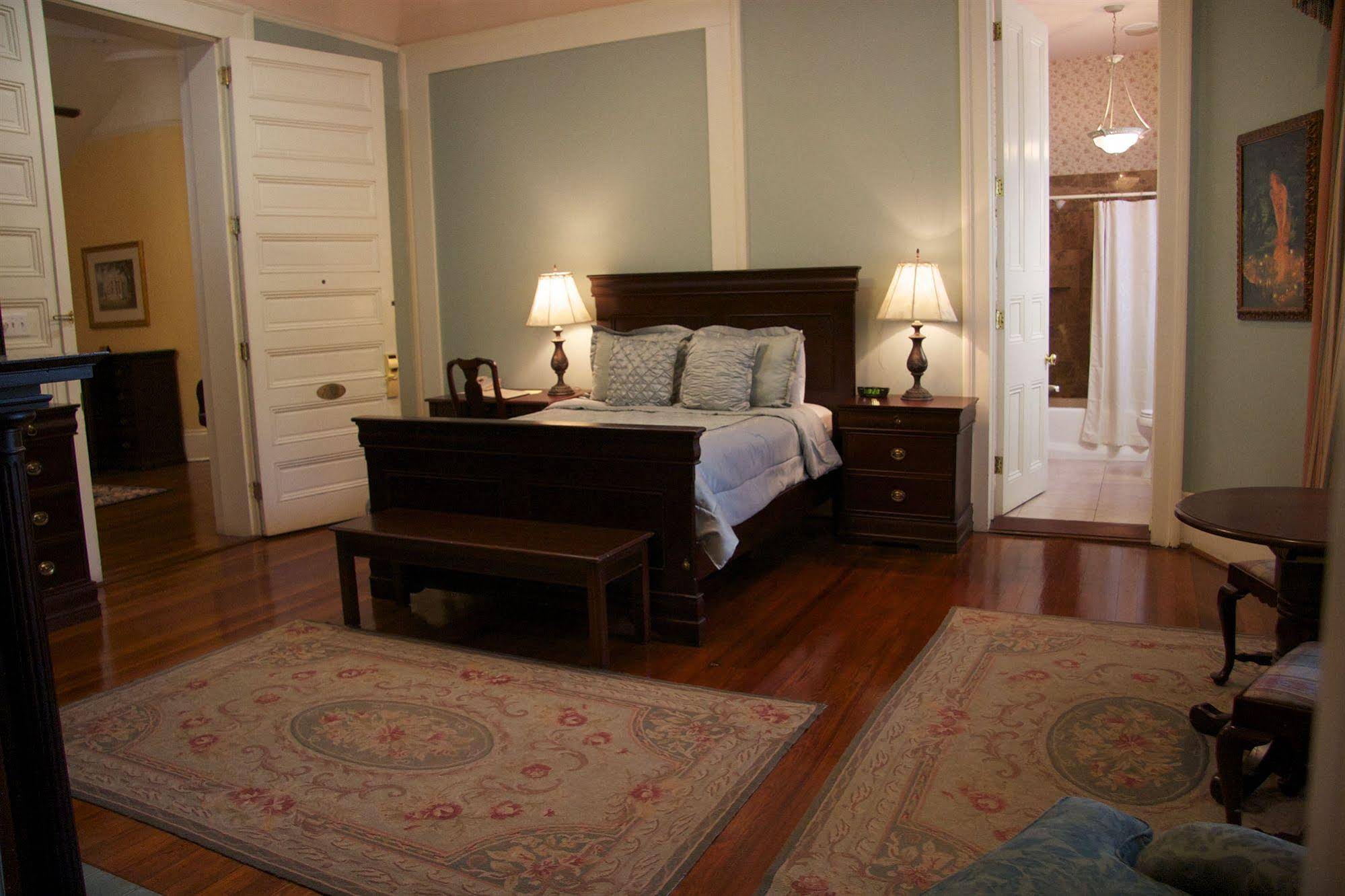 The Queen Anne