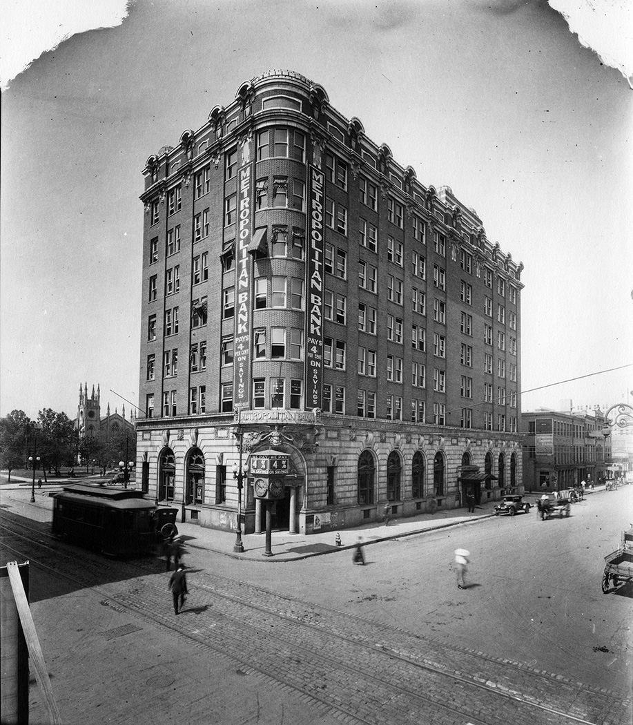 The Whitney Hotel