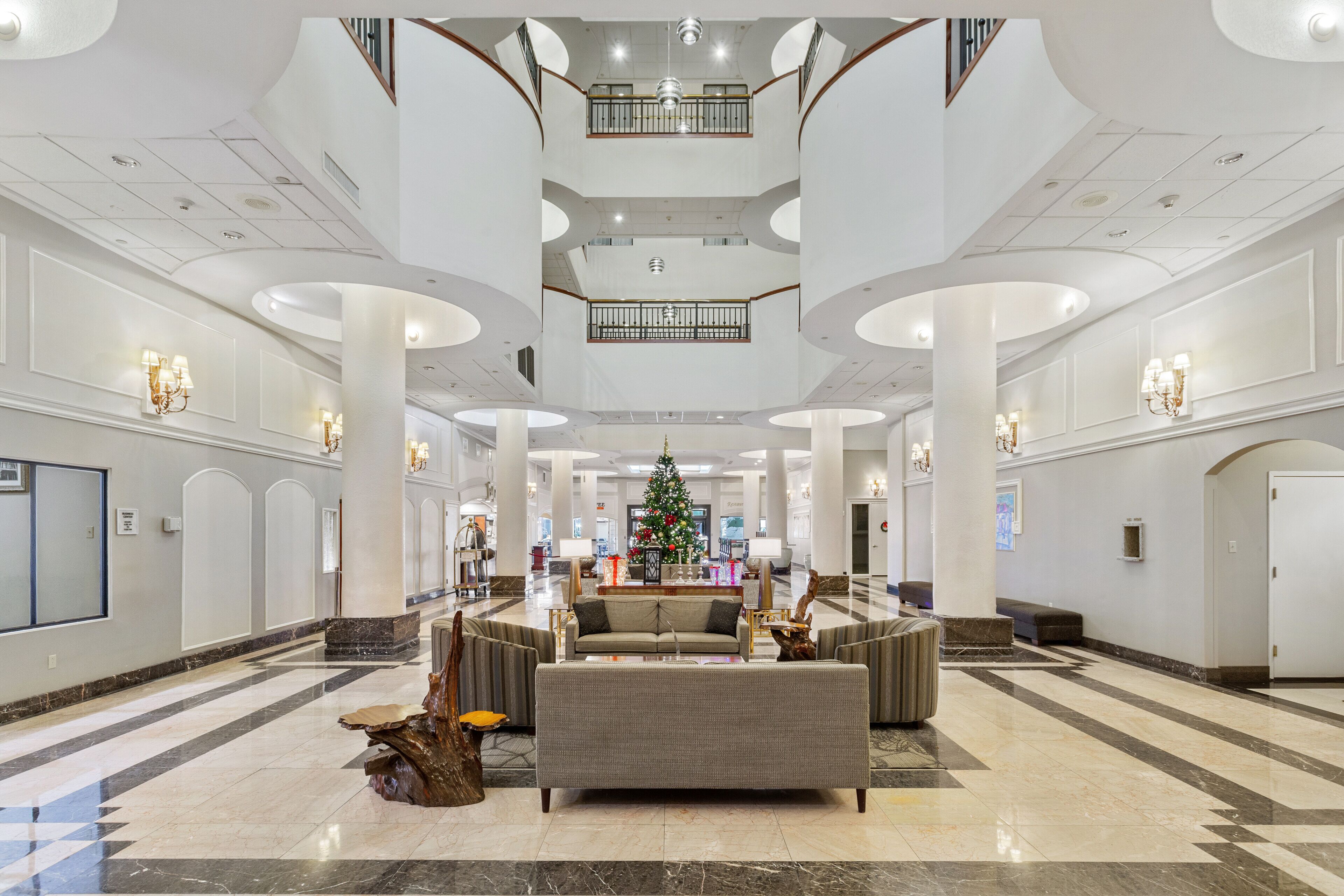 Wyndham Garden Baronne Plaza New Orleans
