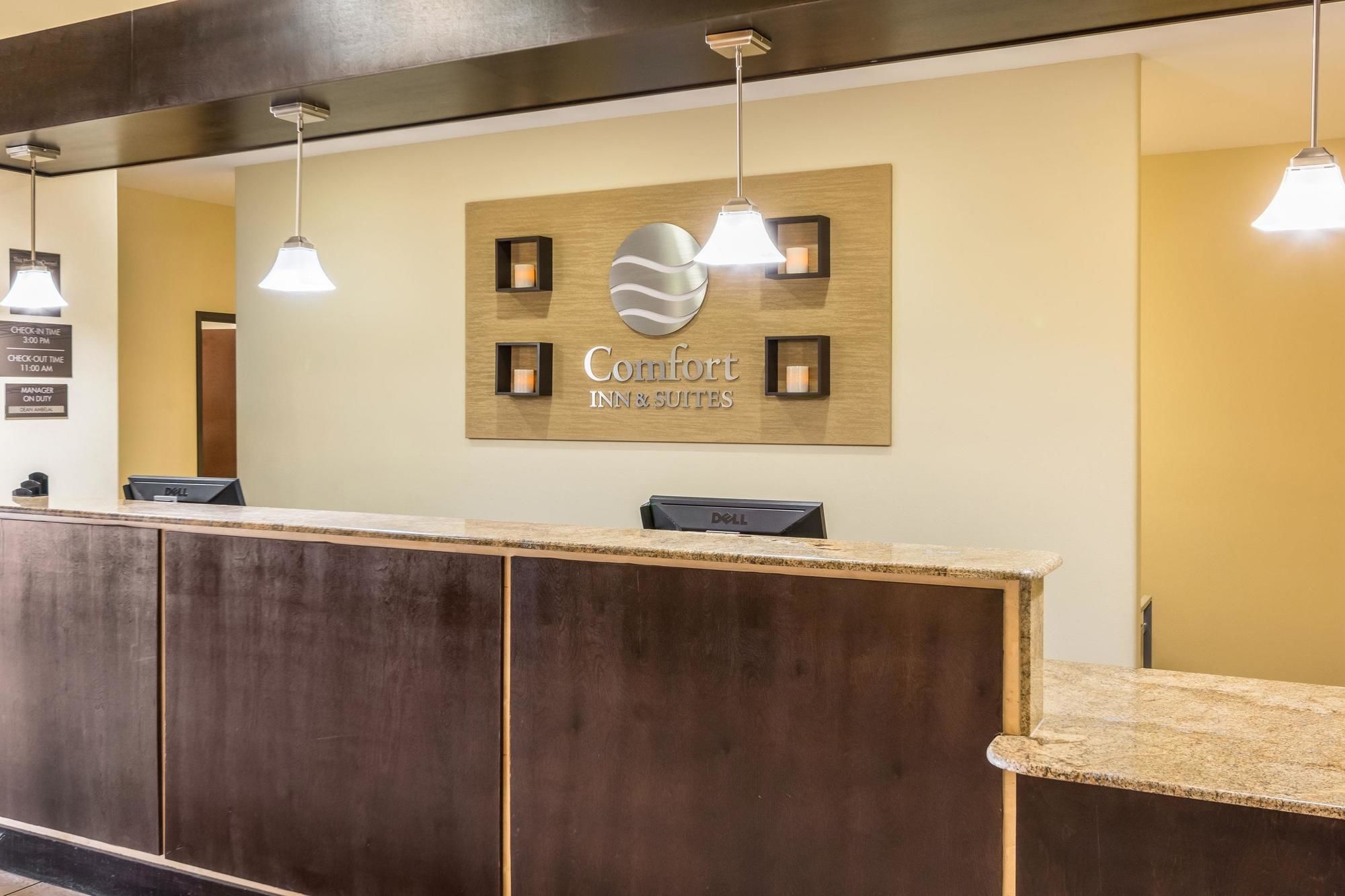 Comfort Inn And Suites