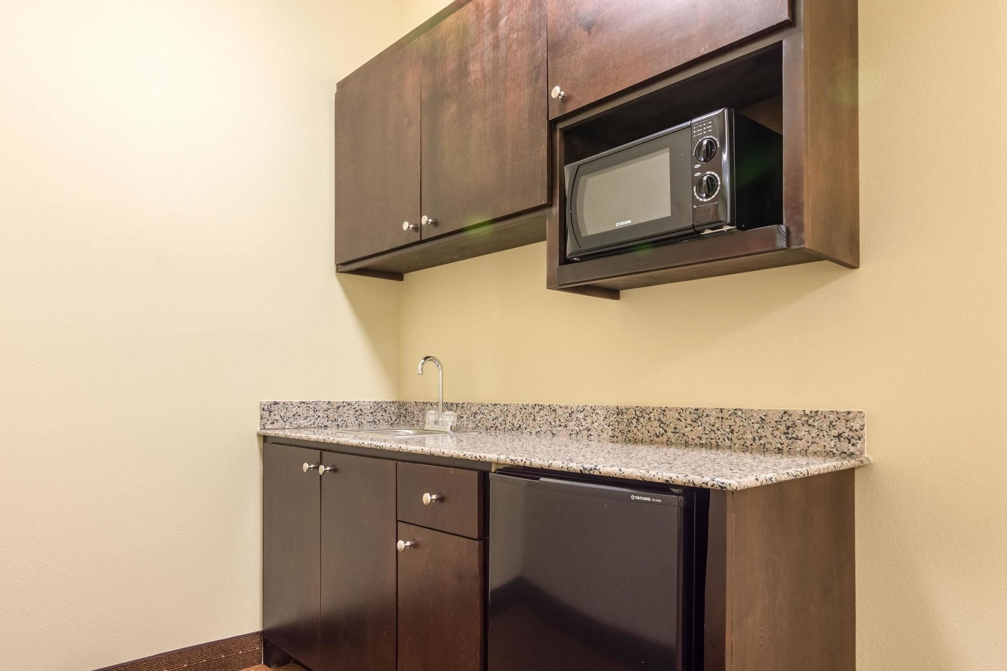 Comfort Inn And Suites