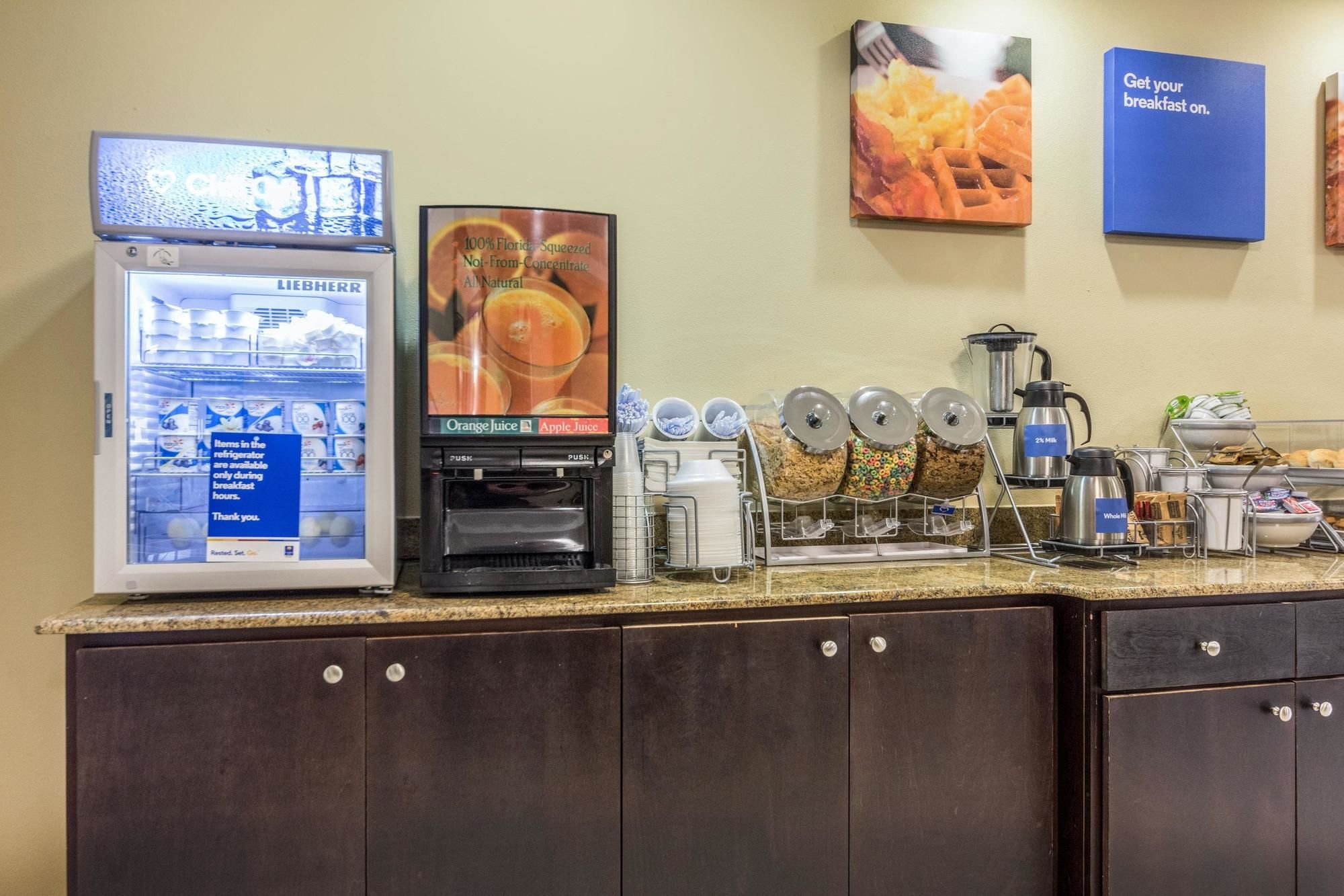 Comfort Inn And Suites