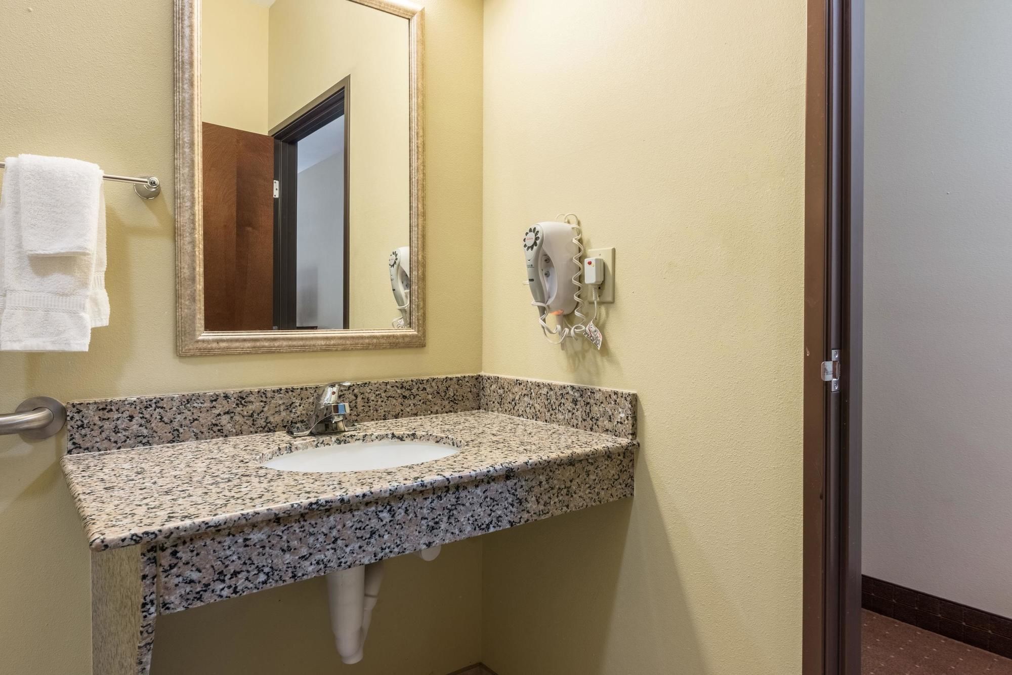 Comfort Inn And Suites