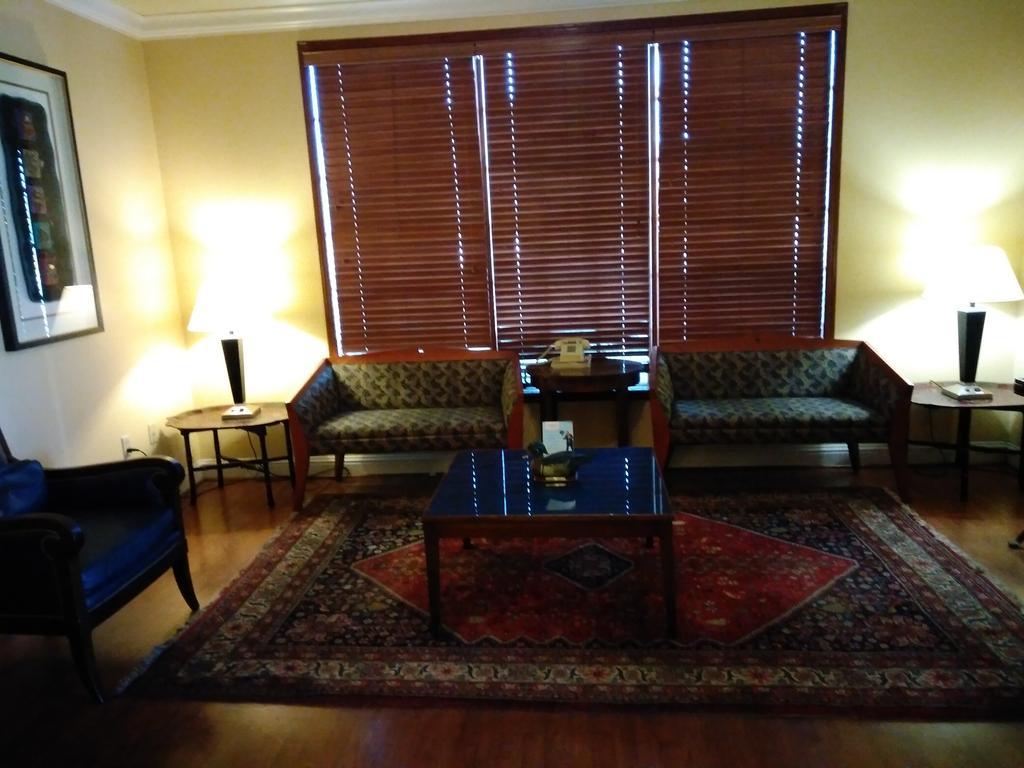 Siegel Suites - Shreveport Apartments