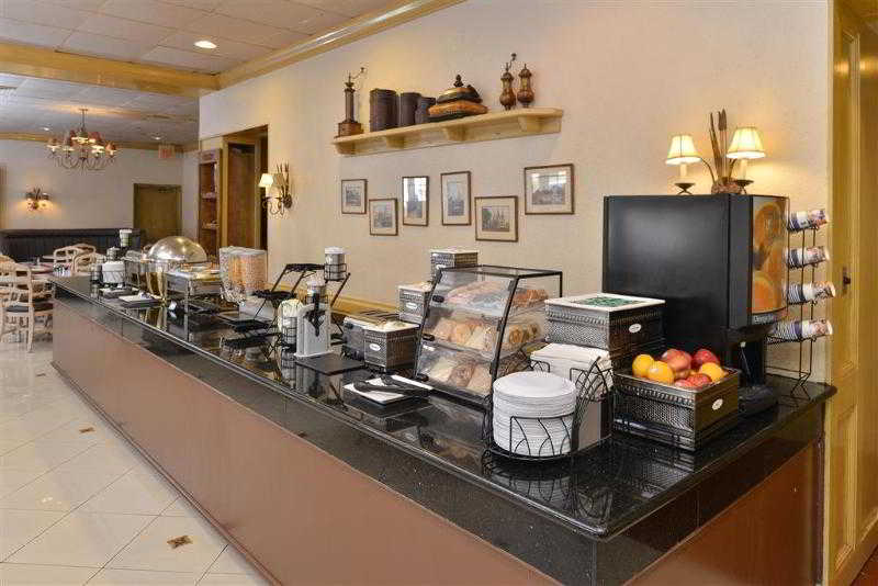 Holiday Inn Express & Suites Shreveport - Downtown