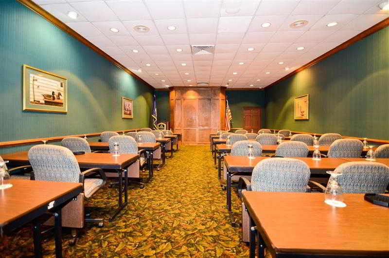 Holiday Inn Express & Suites Shreveport - Downtown
