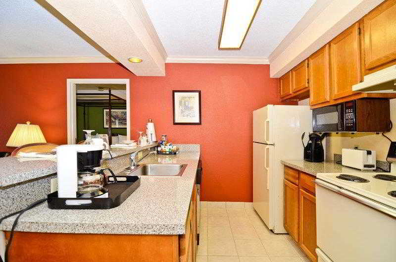 Holiday Inn Express & Suites Shreveport - Downtown