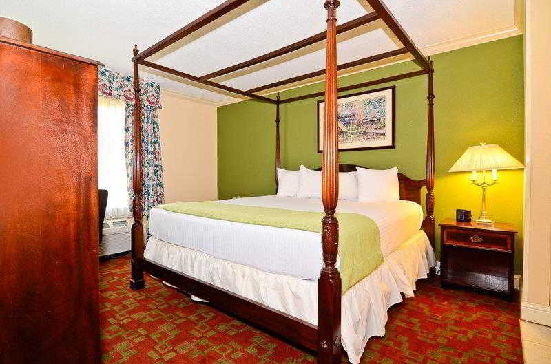 Holiday Inn Express & Suites Shreveport - Downtown
