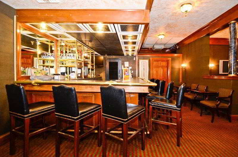 Holiday Inn Express & Suites Shreveport - Downtown