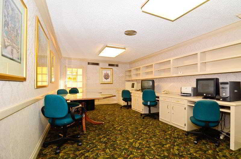 Holiday Inn Express & Suites Shreveport - Downtown