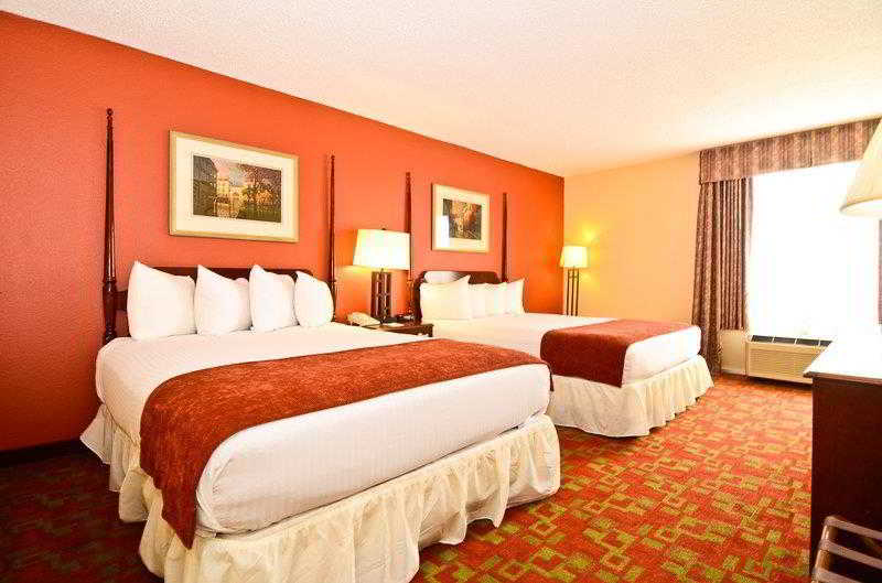 Holiday Inn Express & Suites Shreveport - Downtown