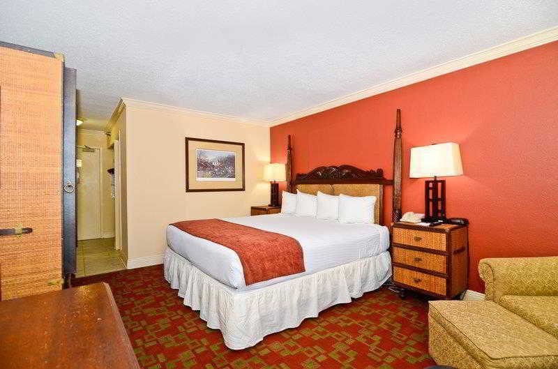 Holiday Inn Express & Suites Shreveport - Downtown