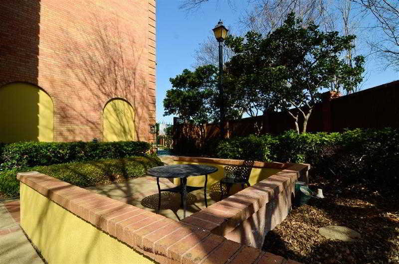 Holiday Inn Express & Suites Shreveport - Downtown